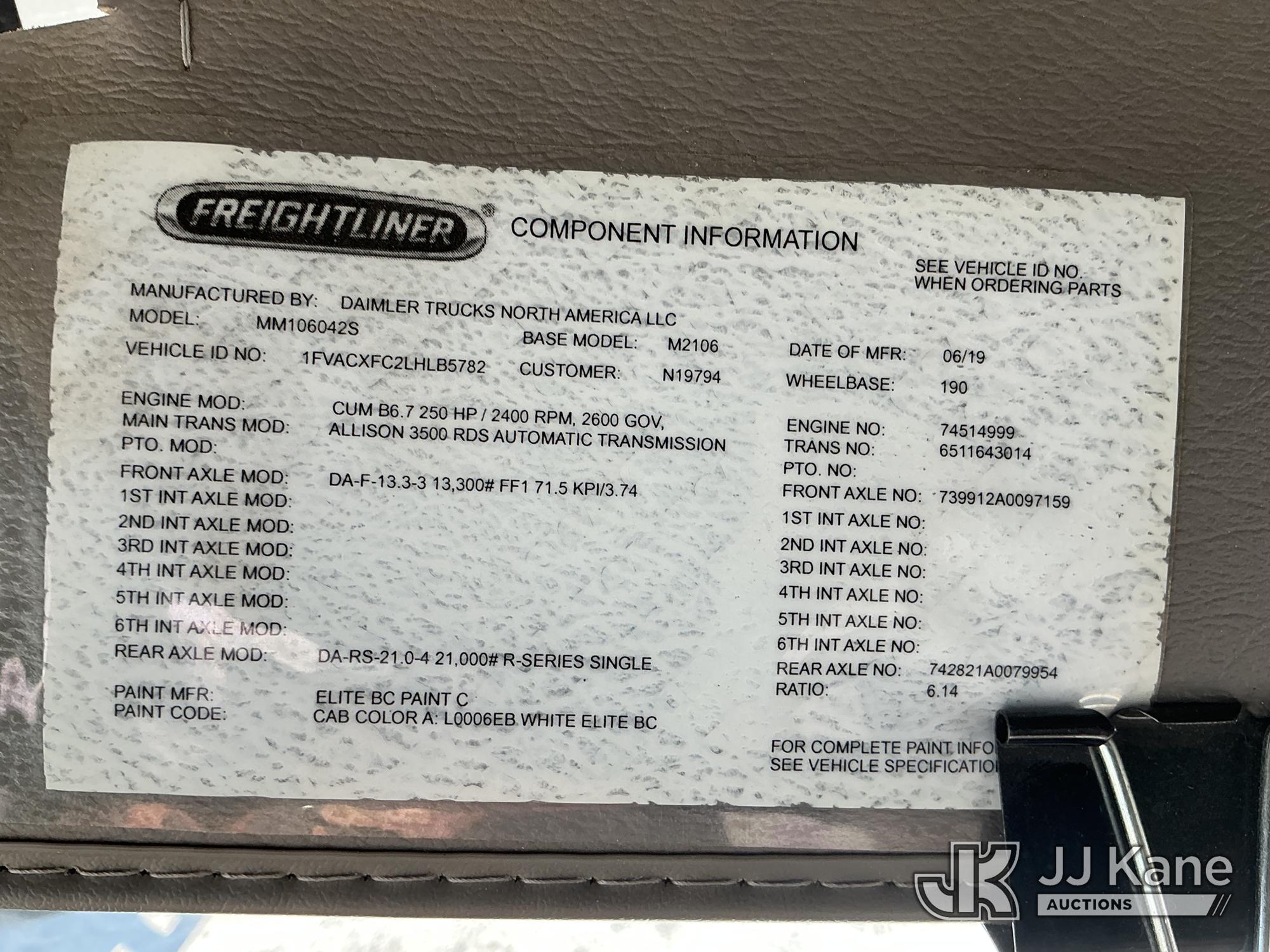 2020 Freightliner M2