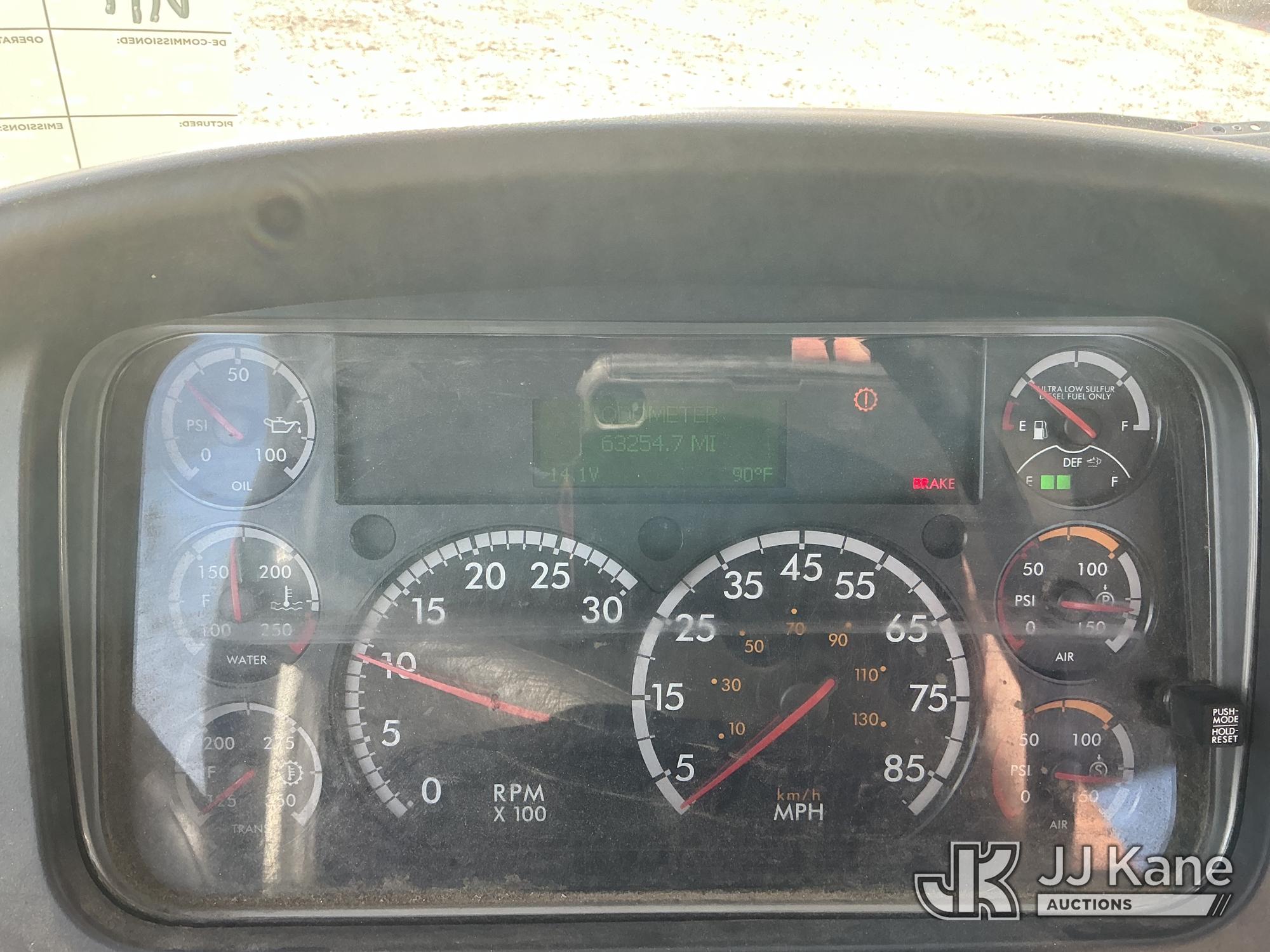 2020 Freightliner M2