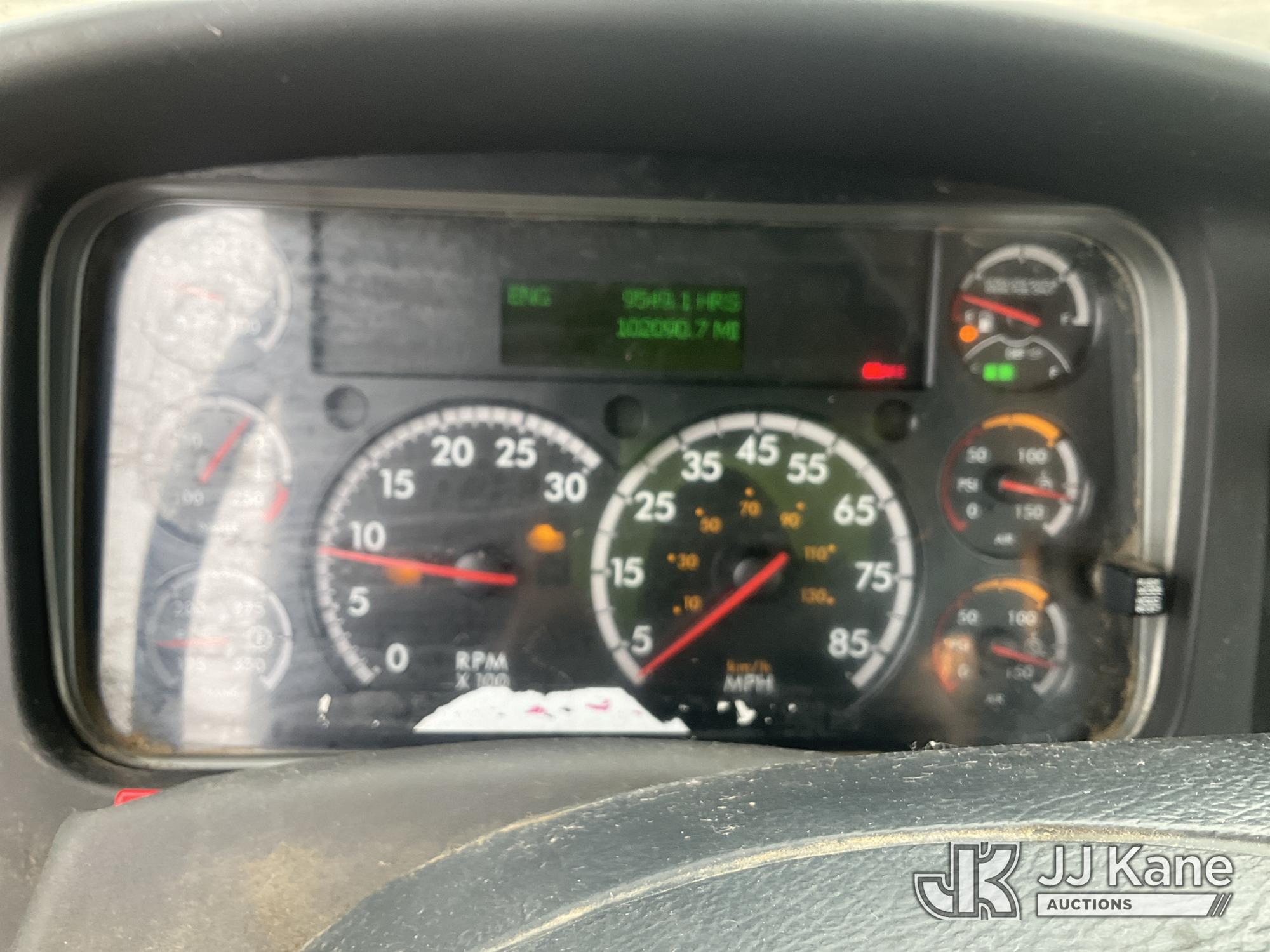 2019 Freightliner M2 106