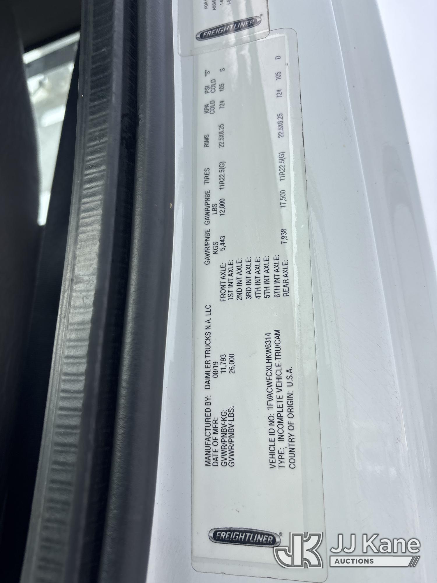 2020 Freightliner M2 106