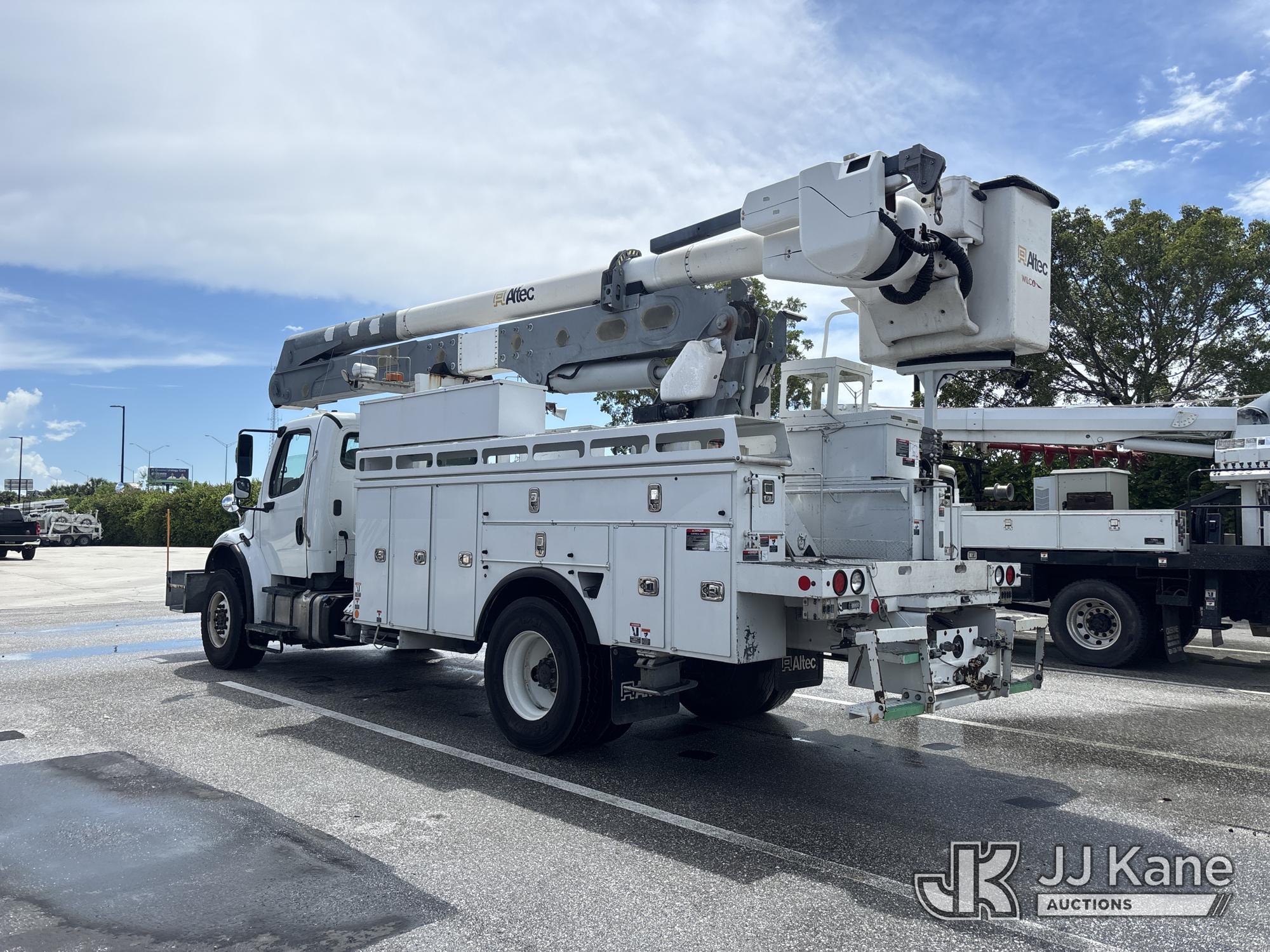 2017 Freightliner M2 106
