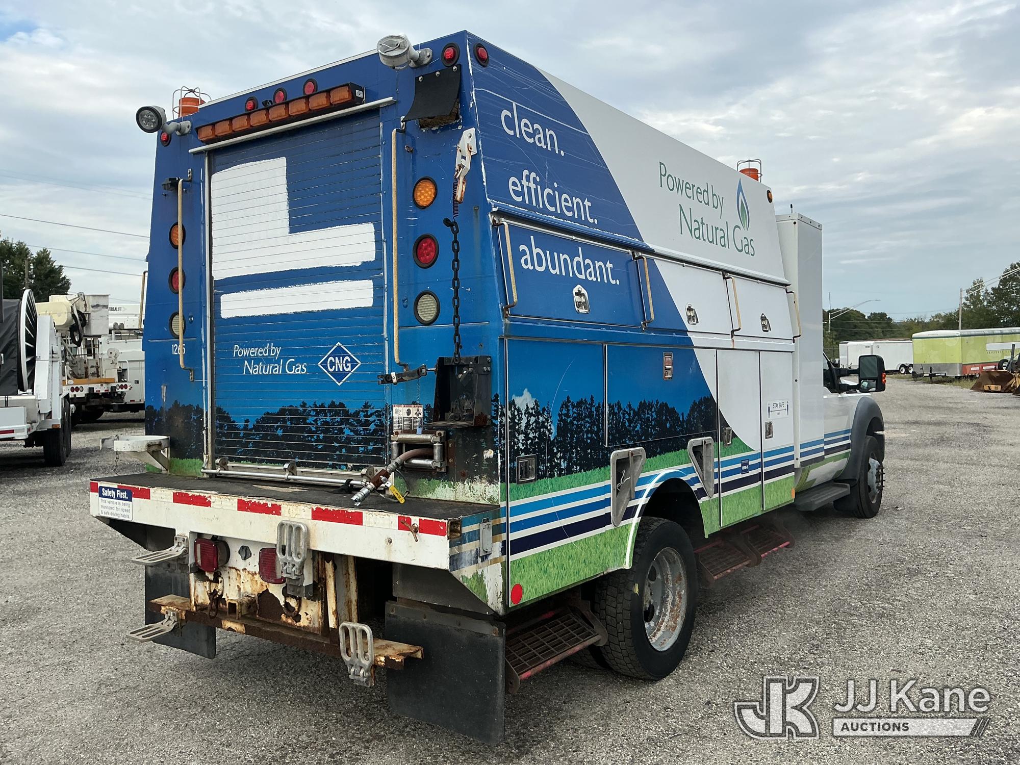 2012 Ford F550 2WD