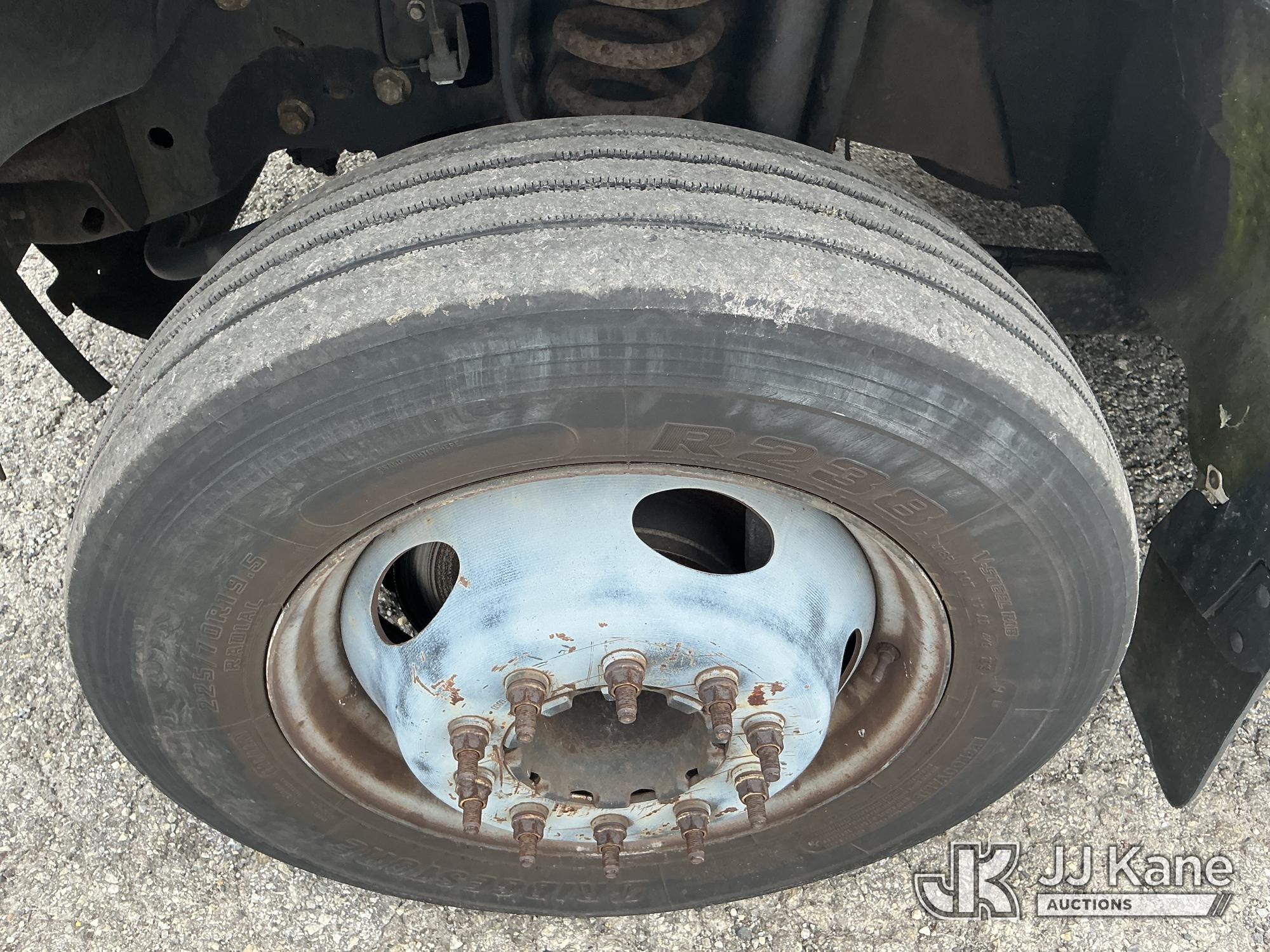 2012 Ford F550 2WD