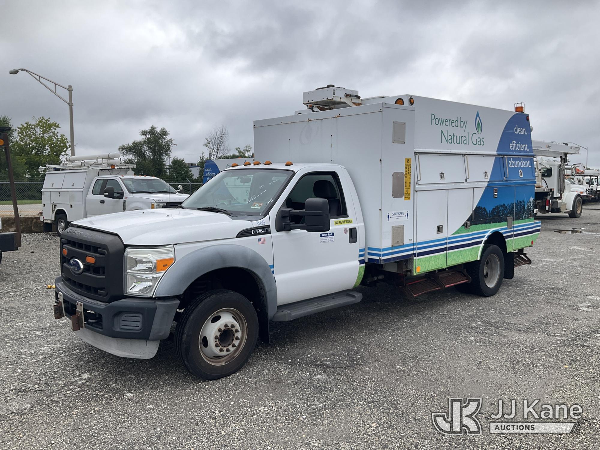 2012 Ford F550 2WD