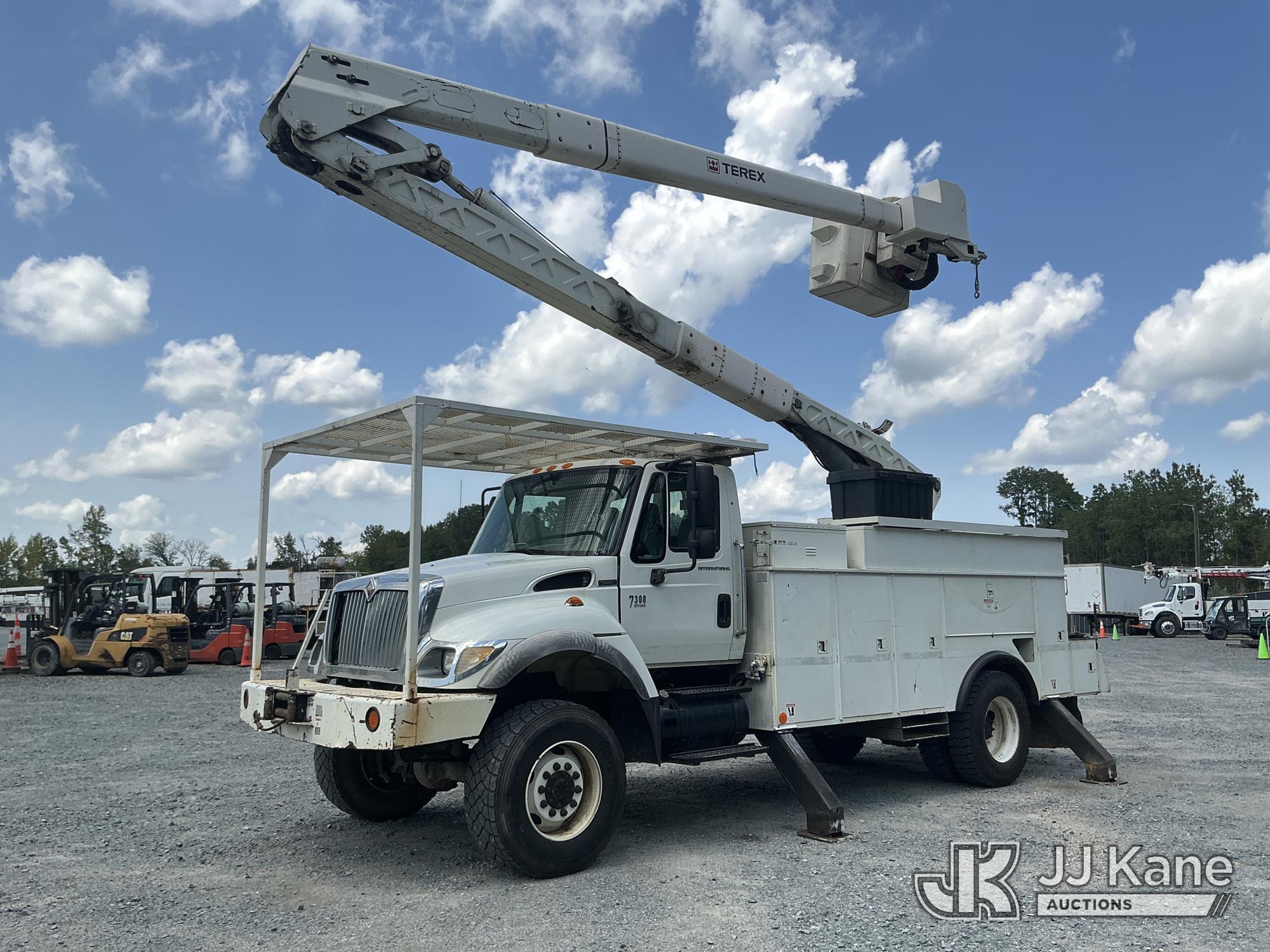 2006 International 7300 4x4