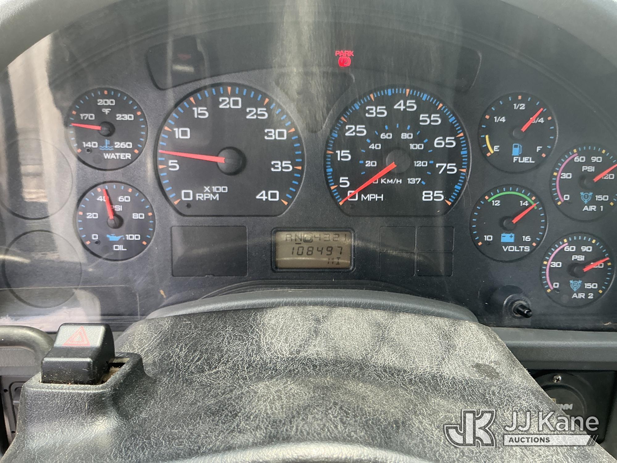 2006 International 7300 4x4