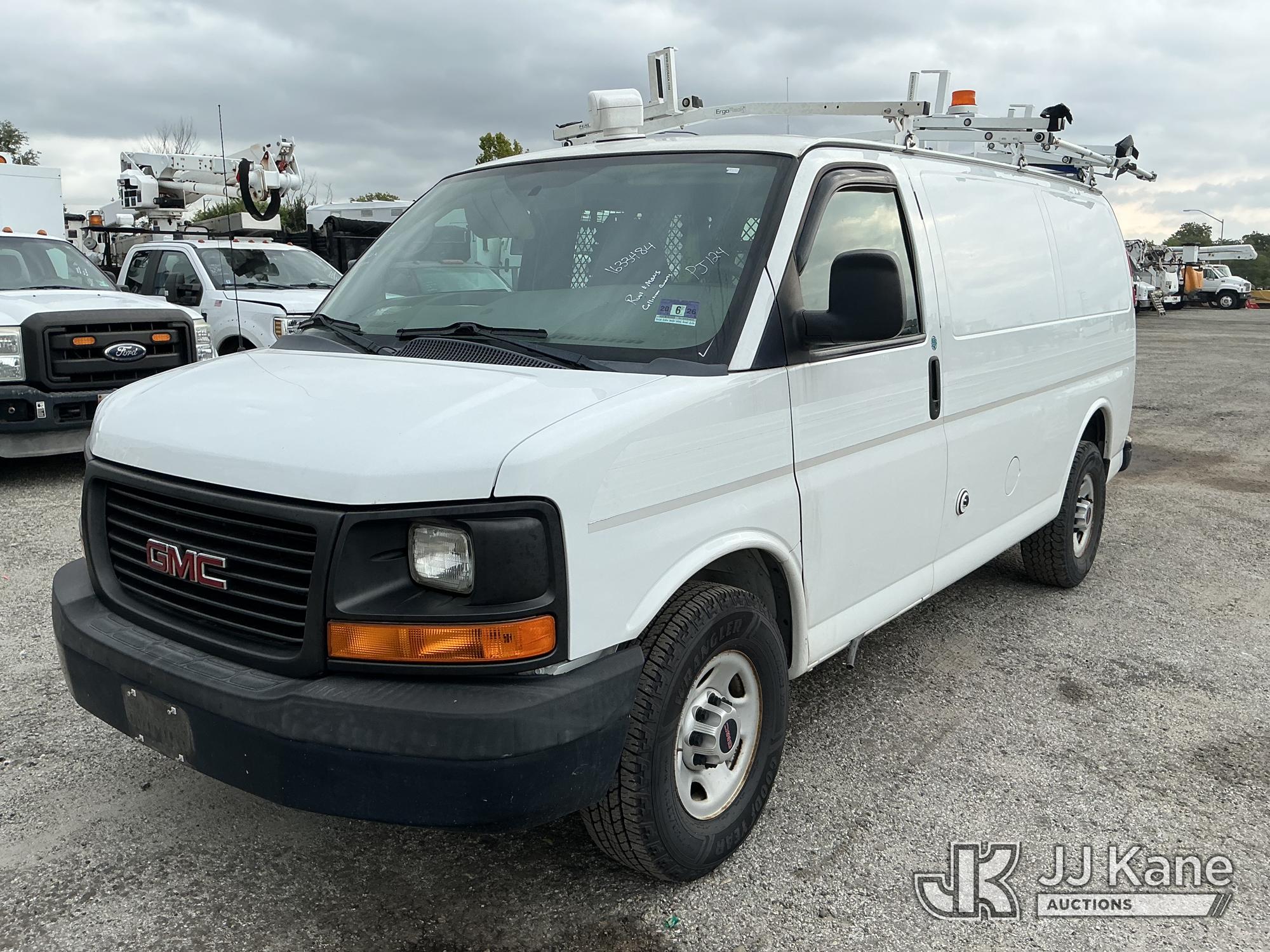 Photo of 2014 GMC Savana G2500