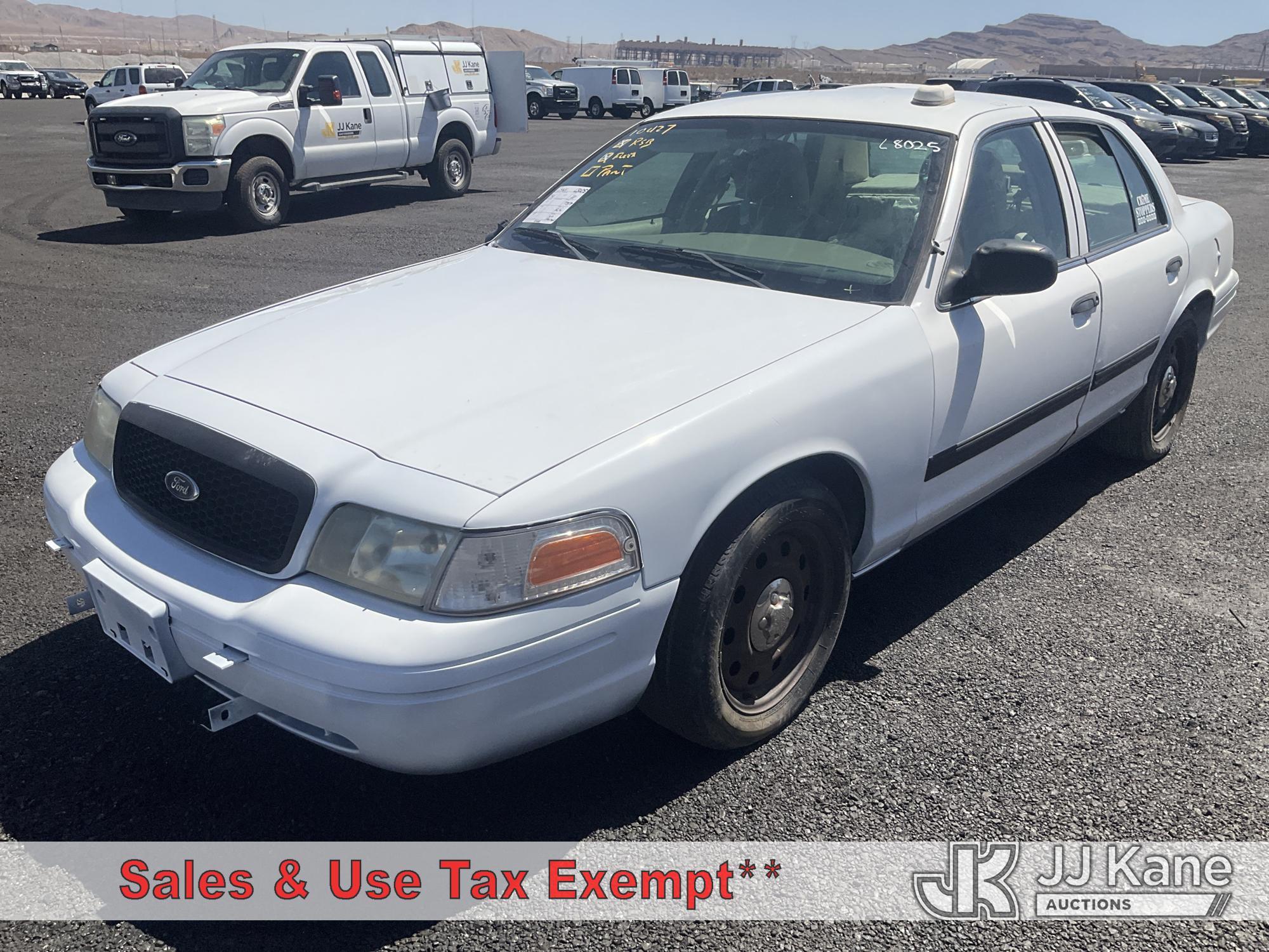 2011 Ford Crown Victoria Police Interceptor 4-Door Sedan