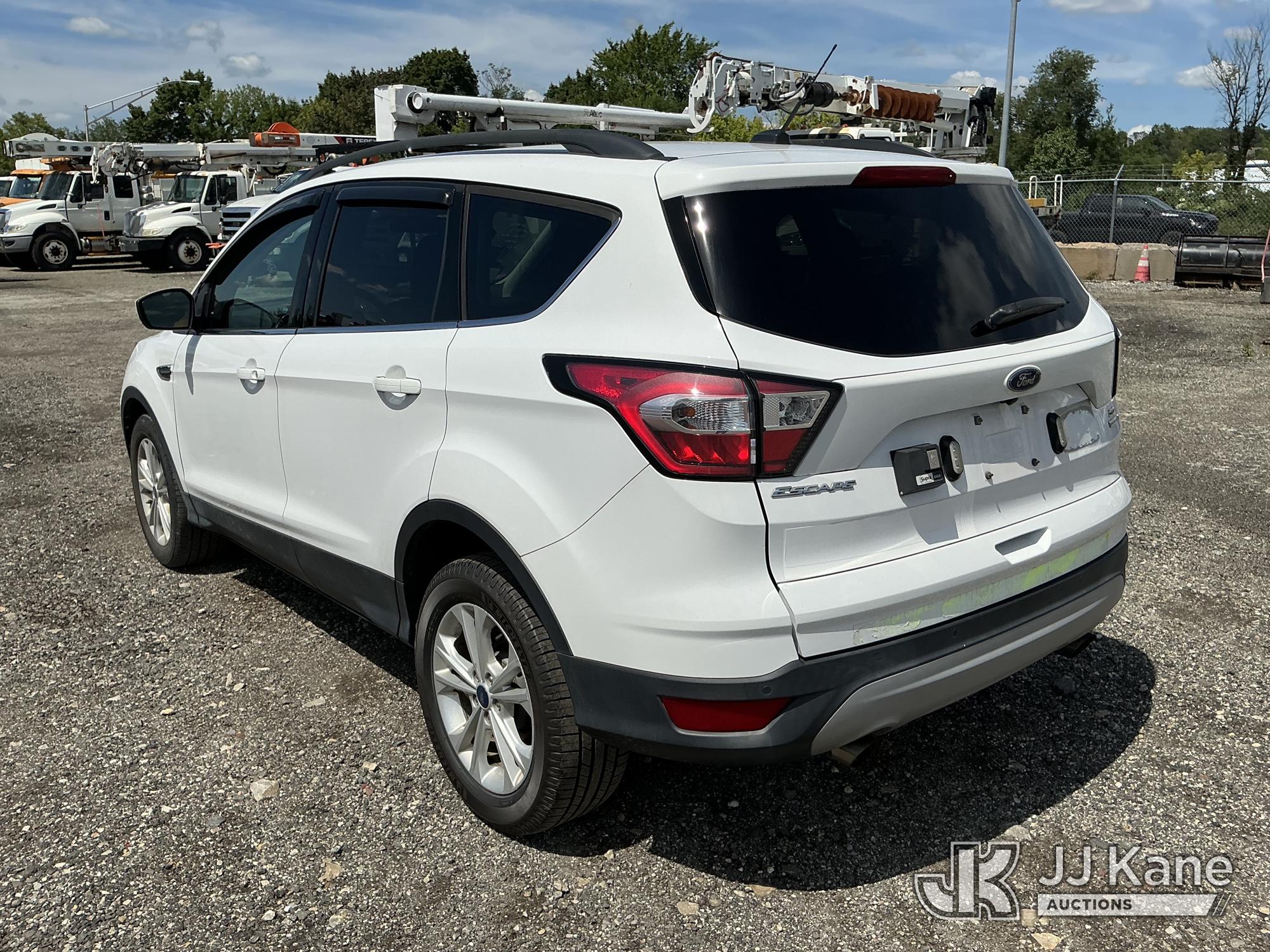 2017 Ford ESCAPE 4X4