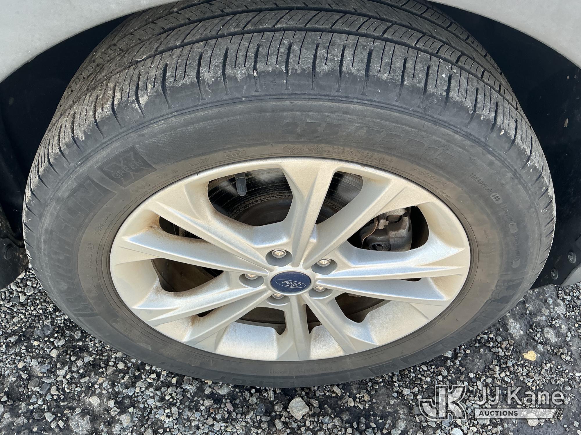 2017 Ford ESCAPE 4X4