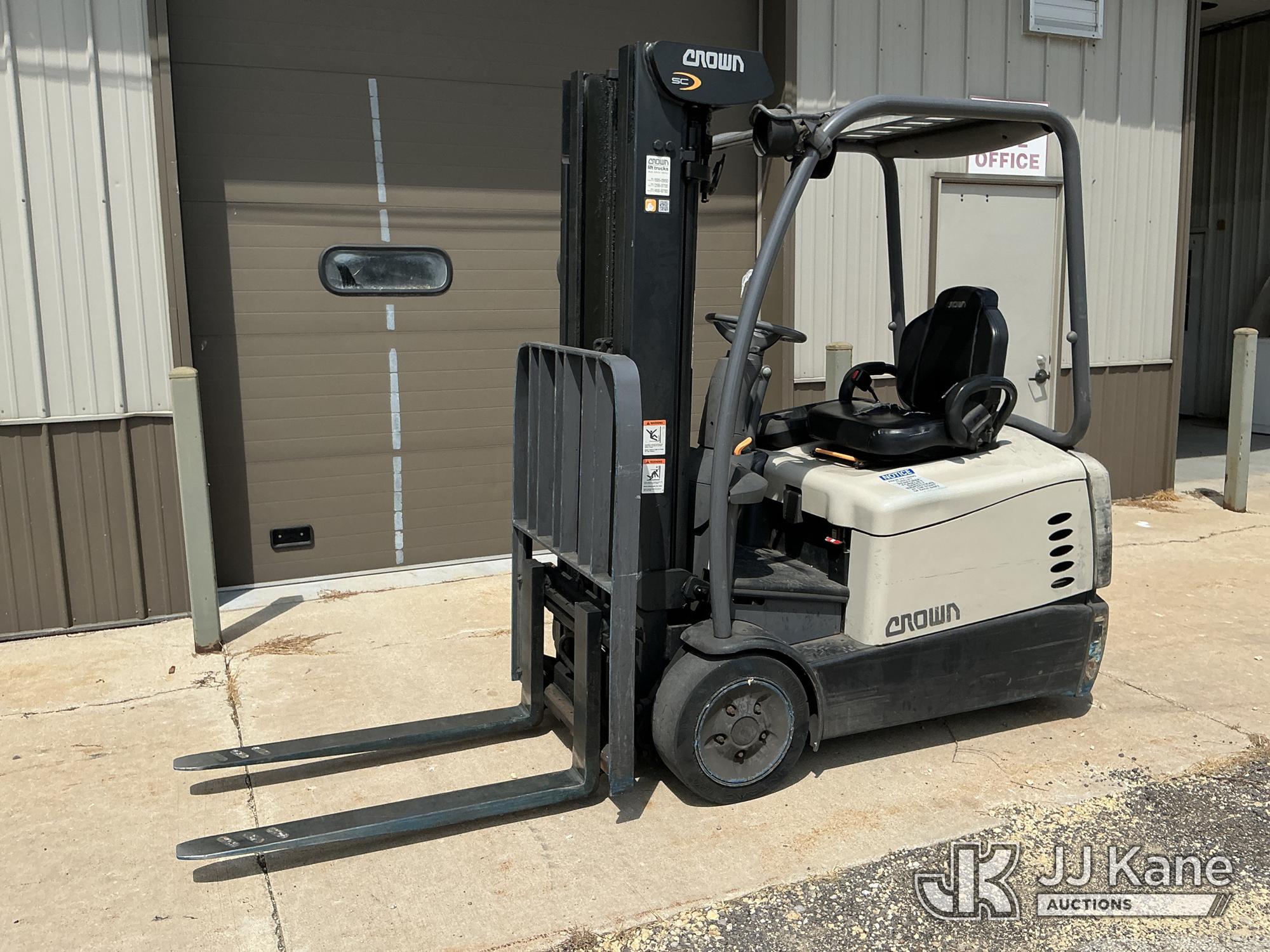 Photo of 2015 Crown S200 Series