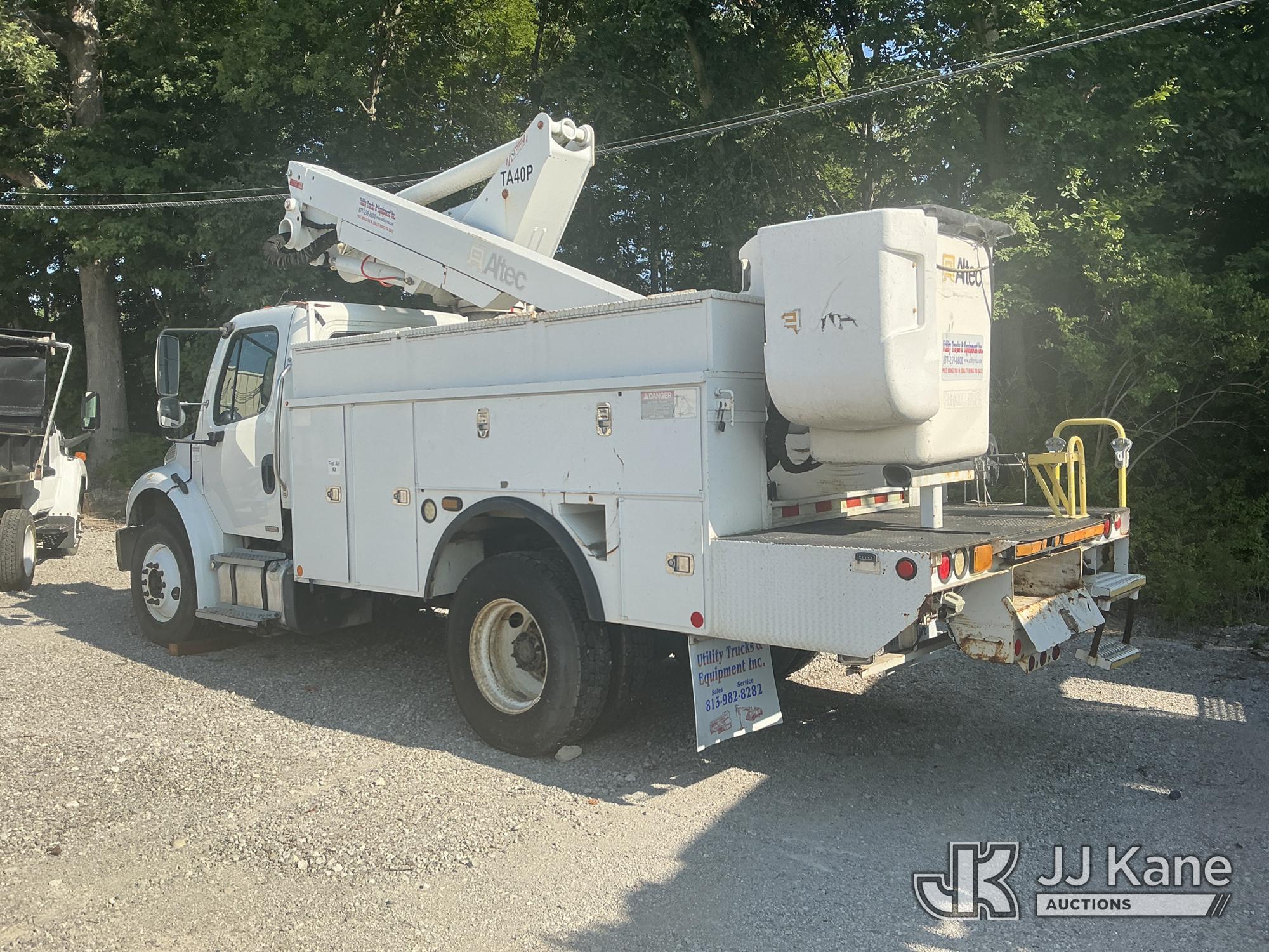 2011 Freightliner M2 106