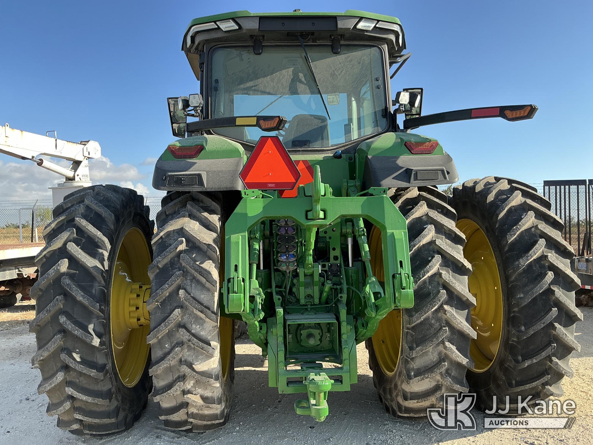 2023 John Deere 8R 370