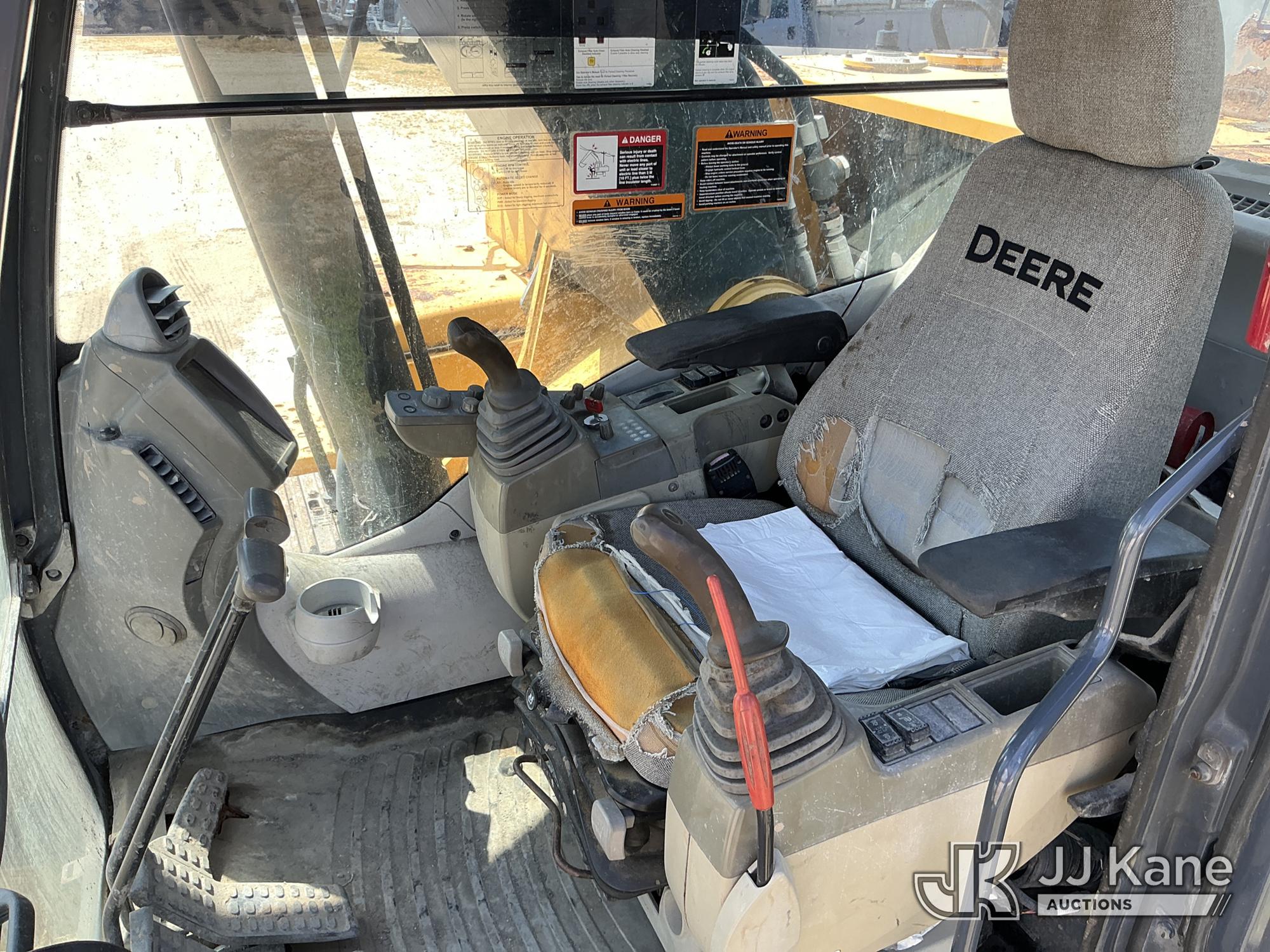 2012 John Deere 250G LC