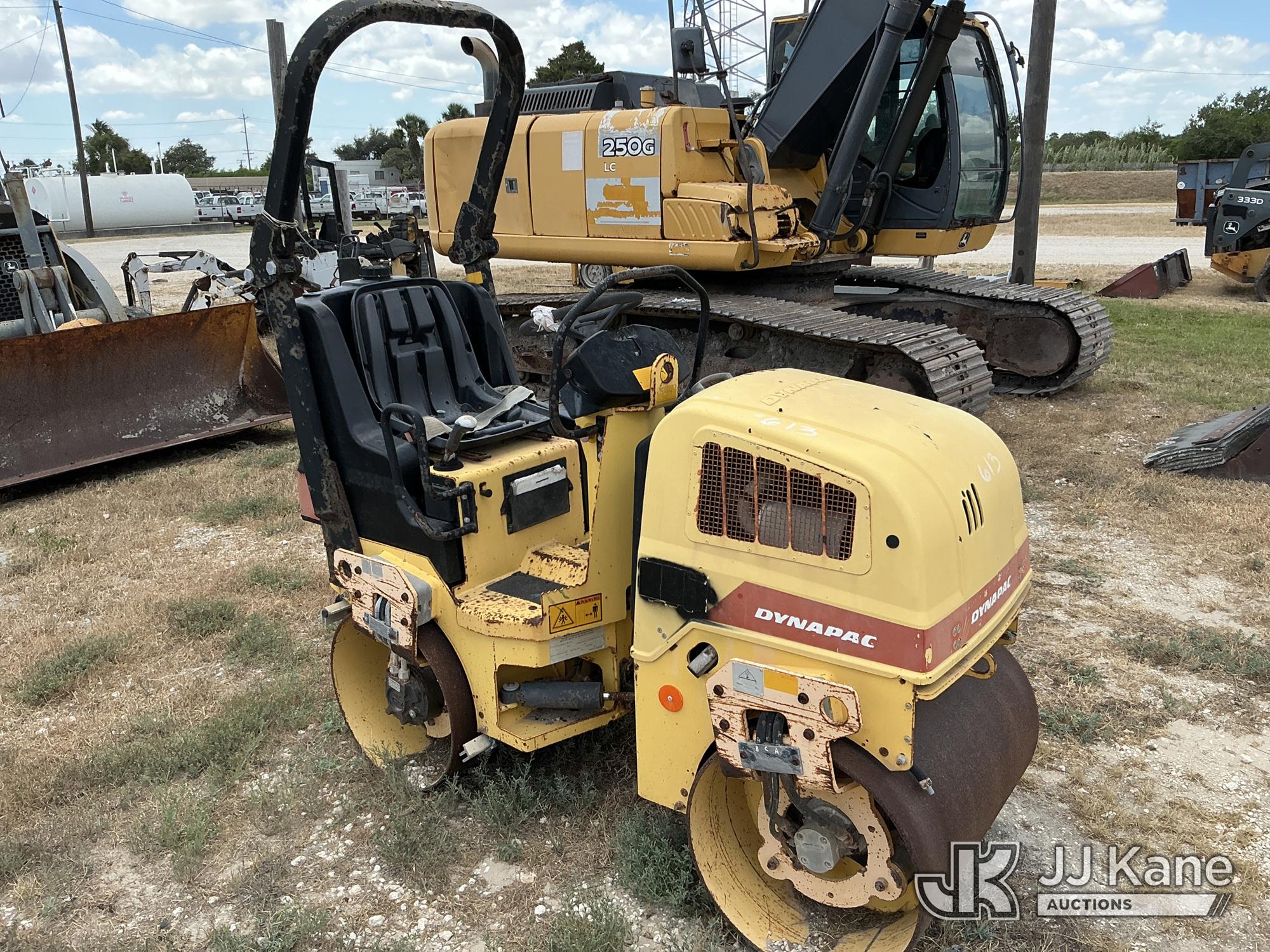 Photo of Dynapac CC900