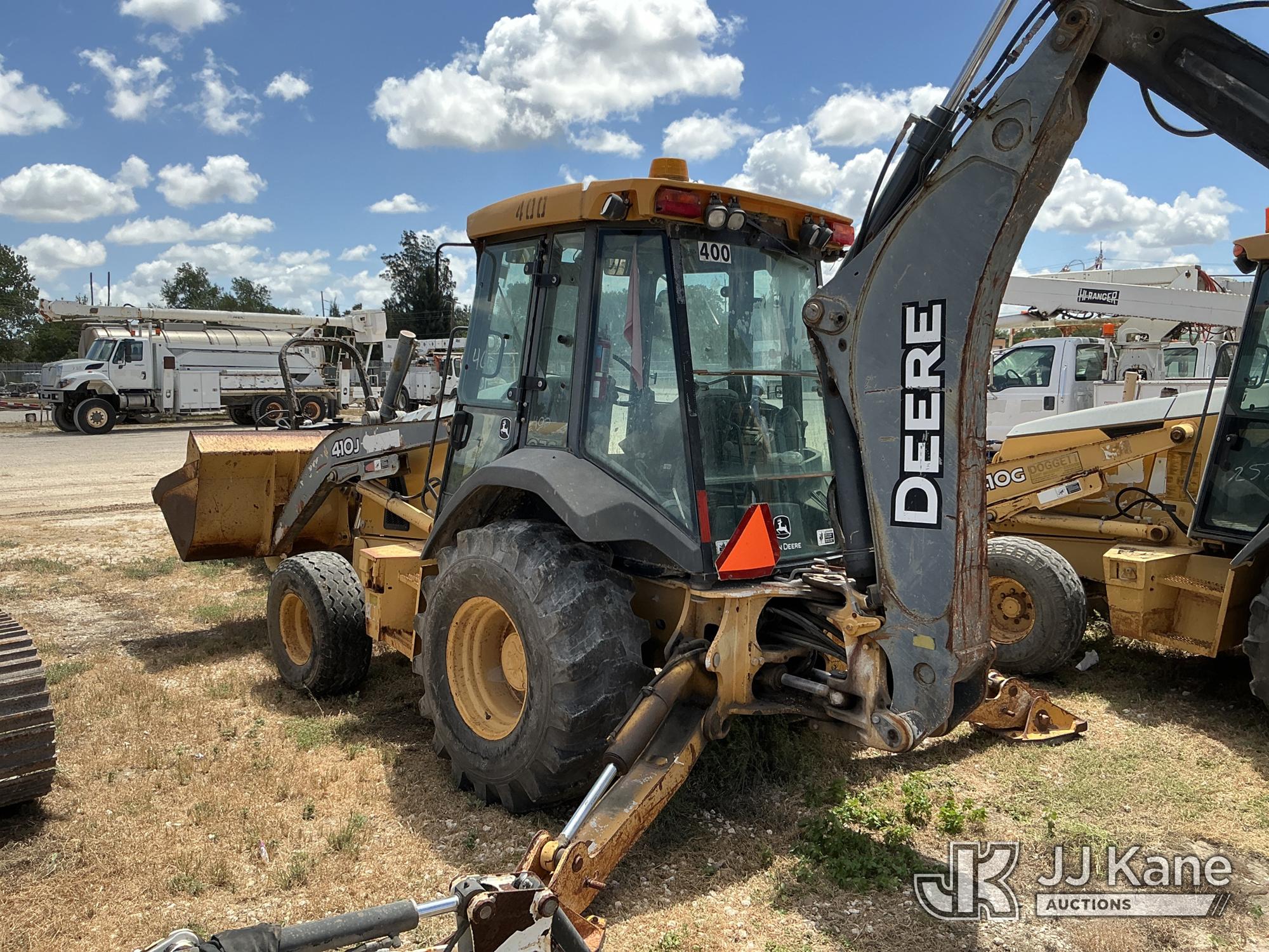 2011 John Deere 410J
