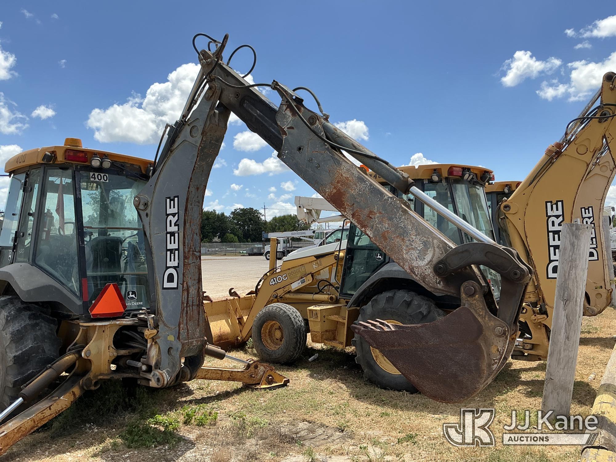 2011 John Deere 410J