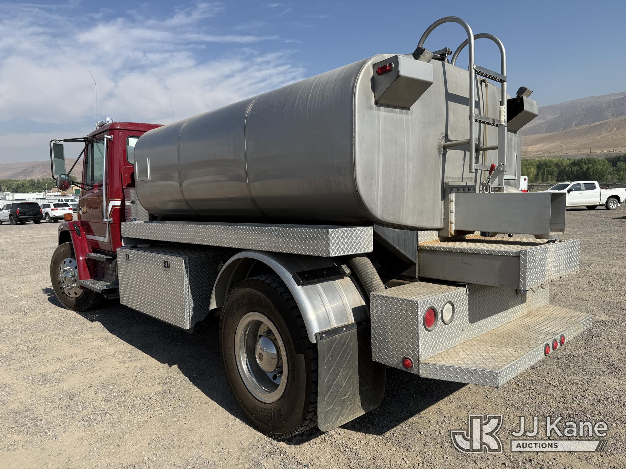 1996 Freightliner FL70