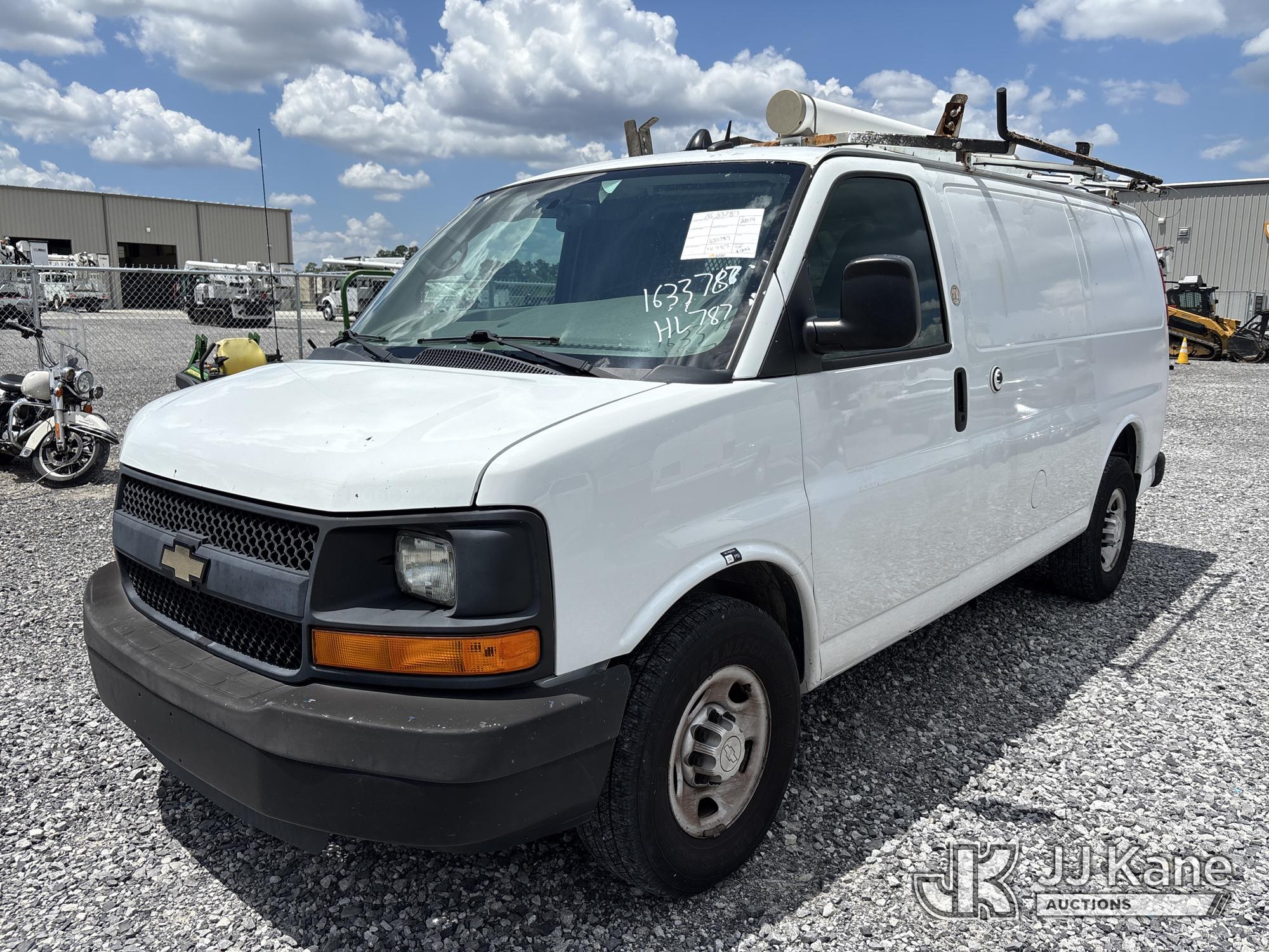 2014 Chevrolet Express G2500 Cargo Van