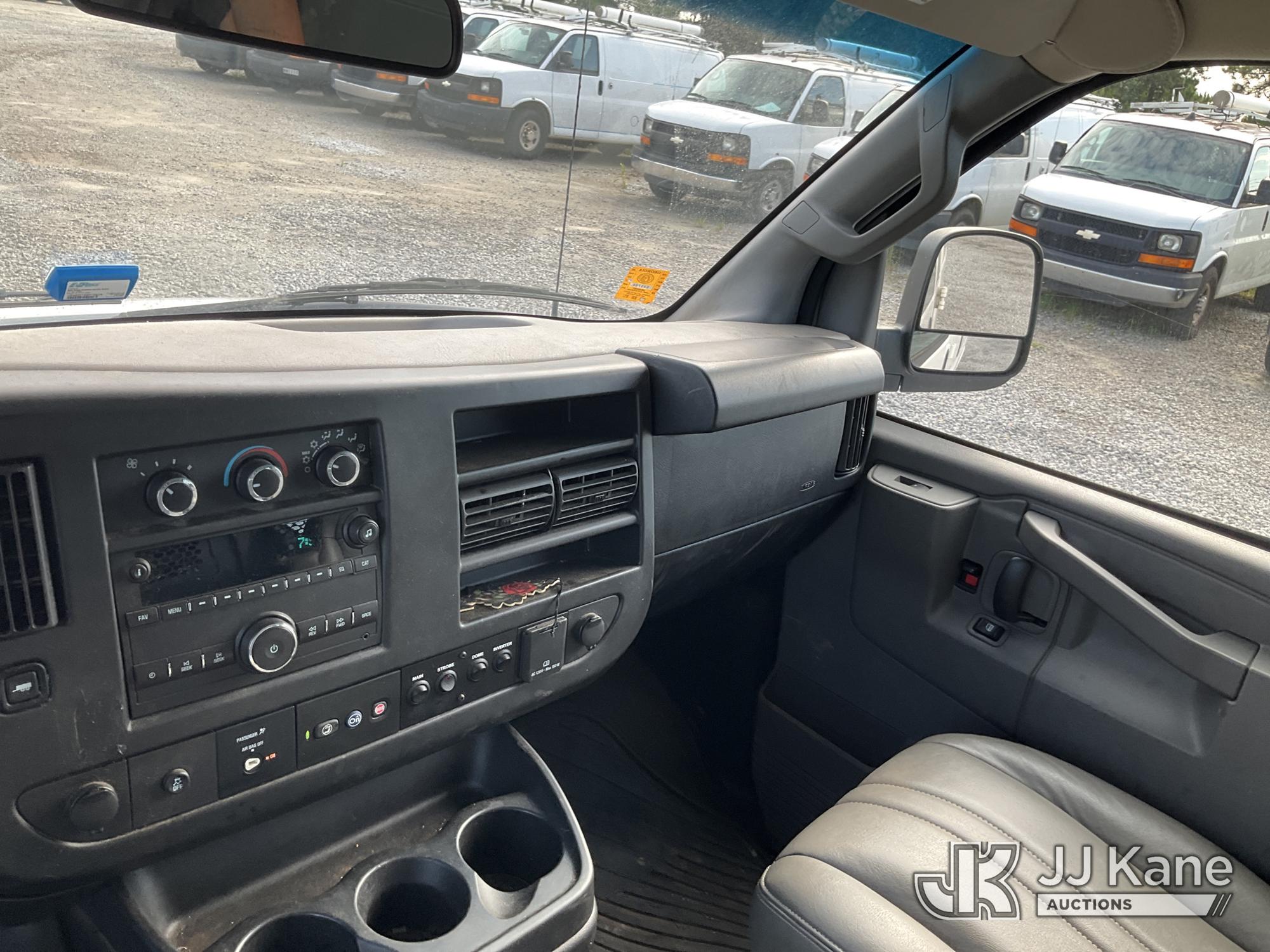 2017 Chevrolet EXPRESS G2500
