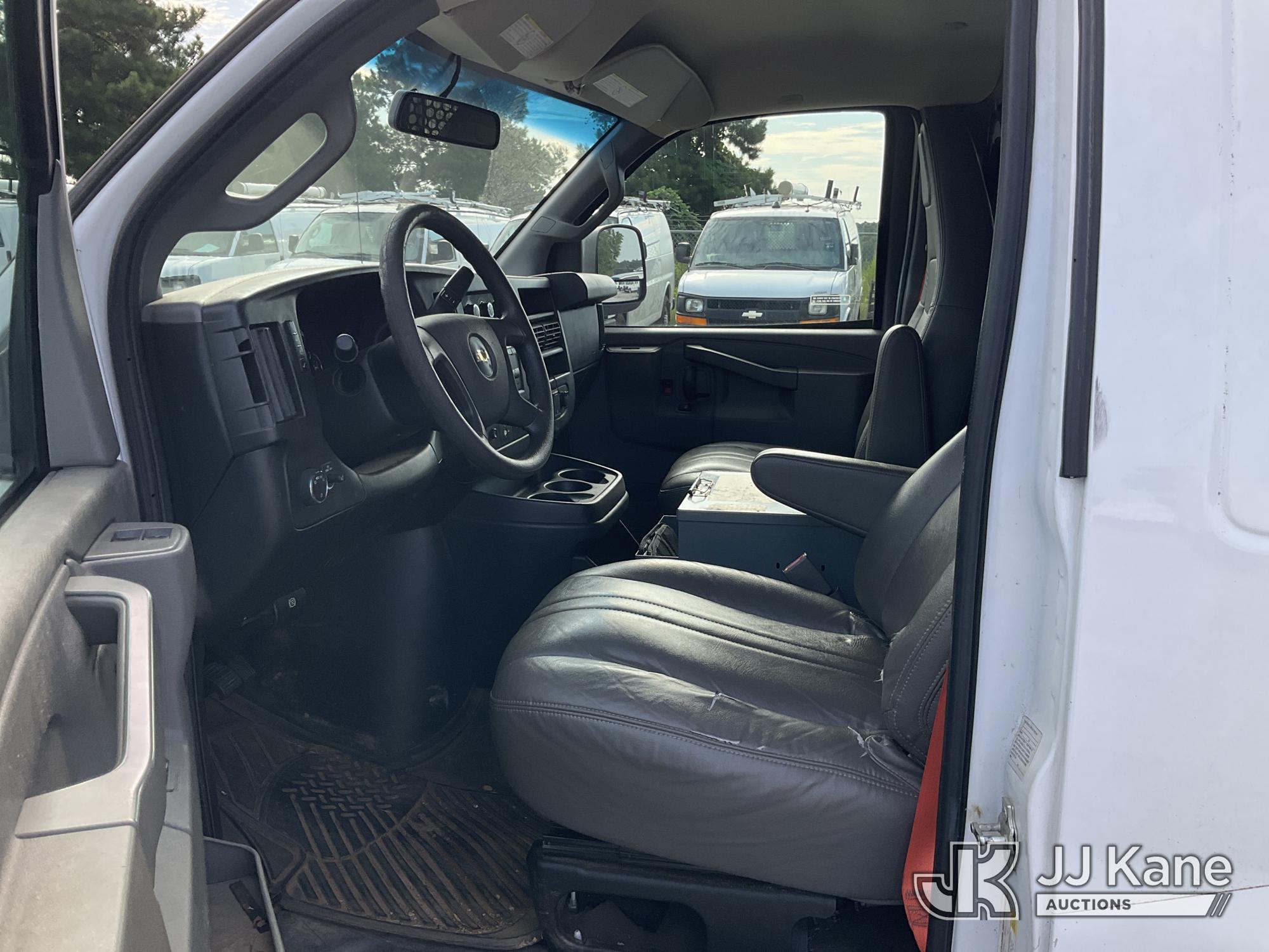 2017 Chevrolet EXPRESS G2500