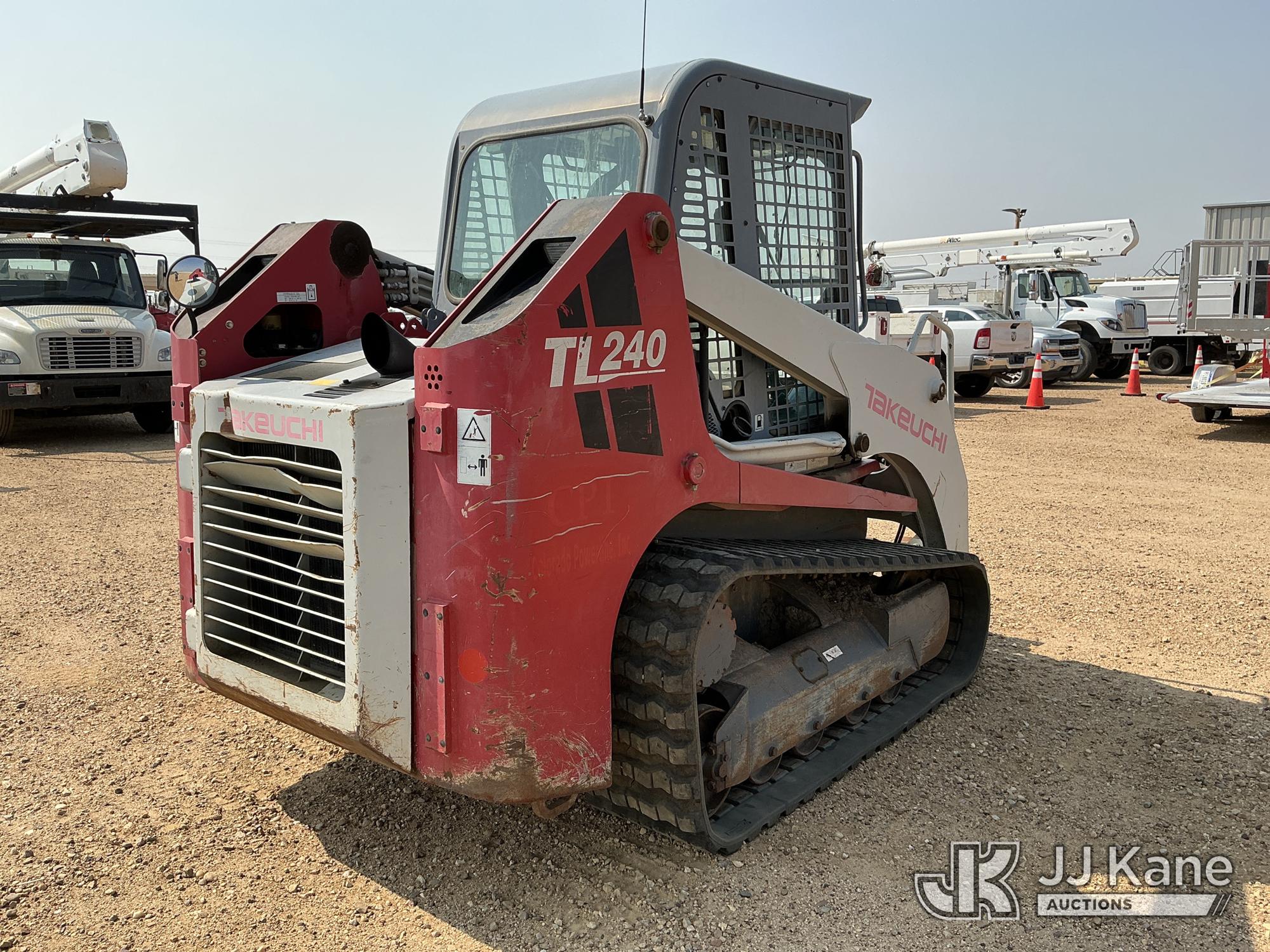 2011 Takeuchi TL240
