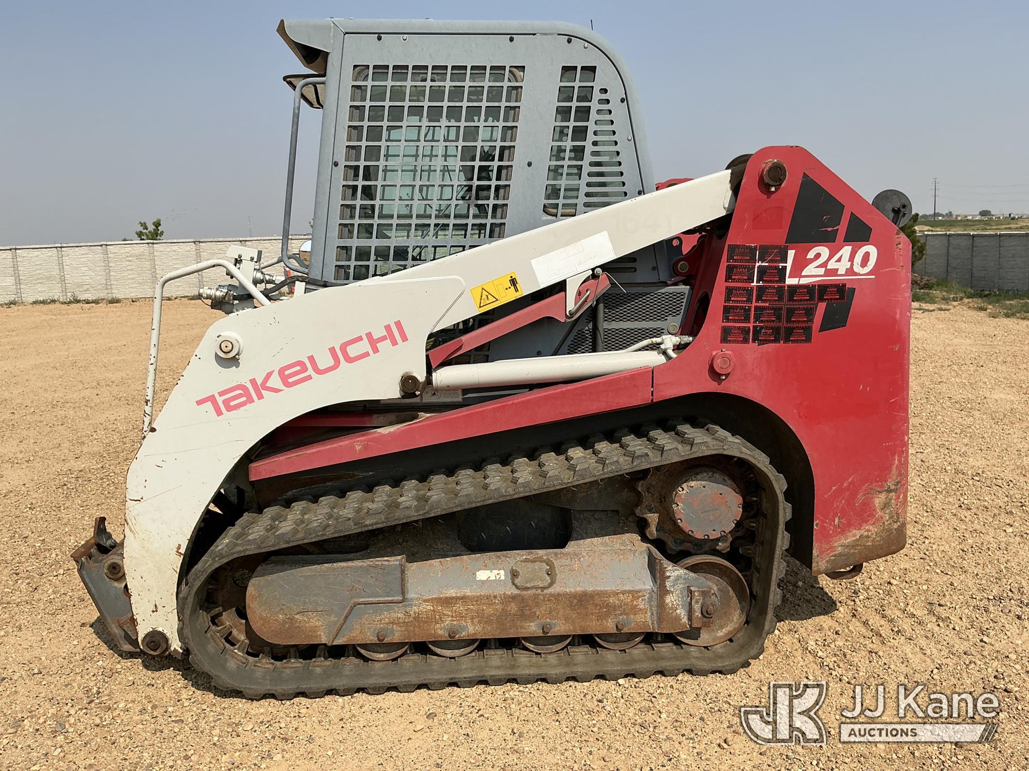 2011 Takeuchi TL240