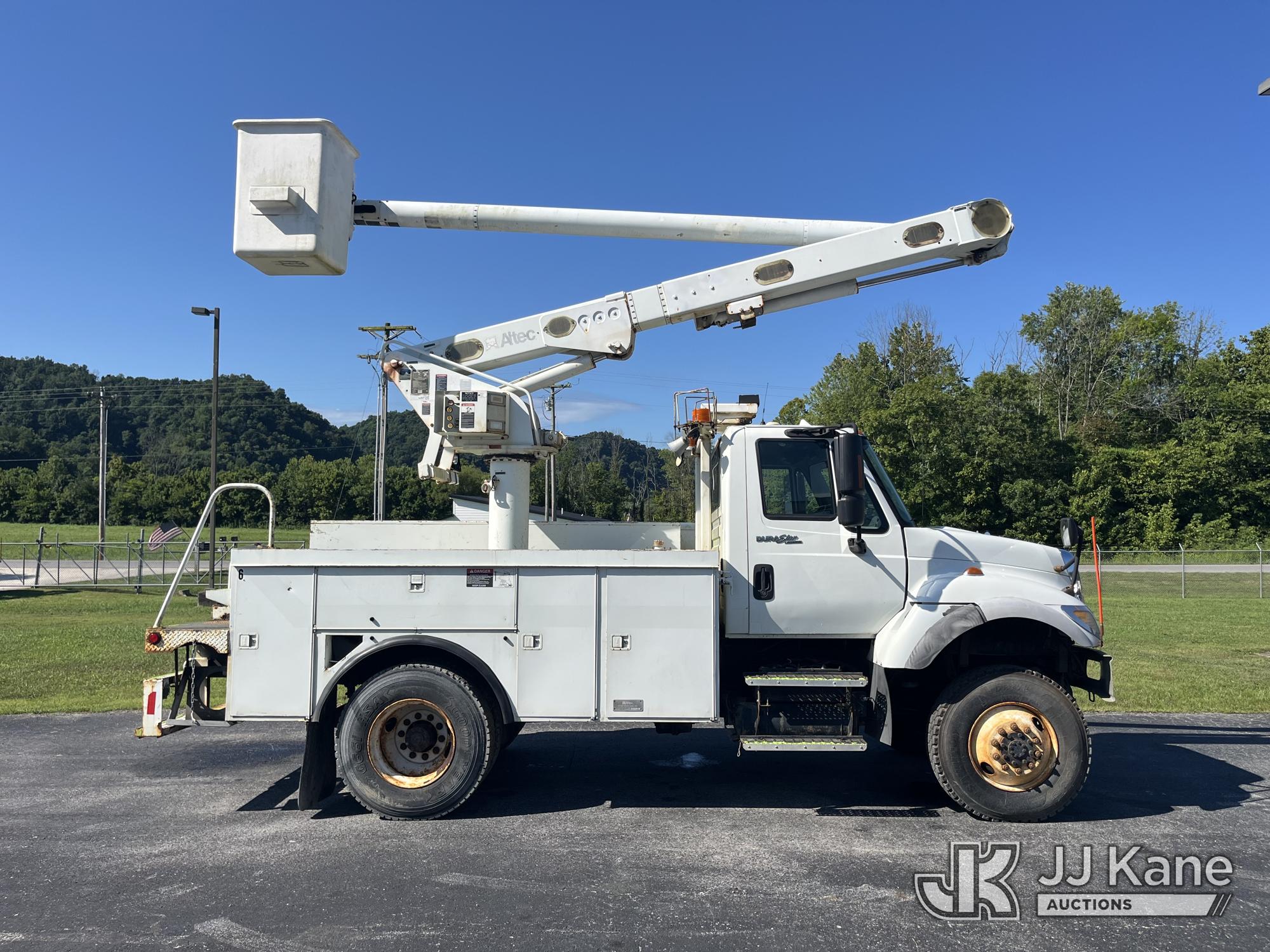 2004 International 7300