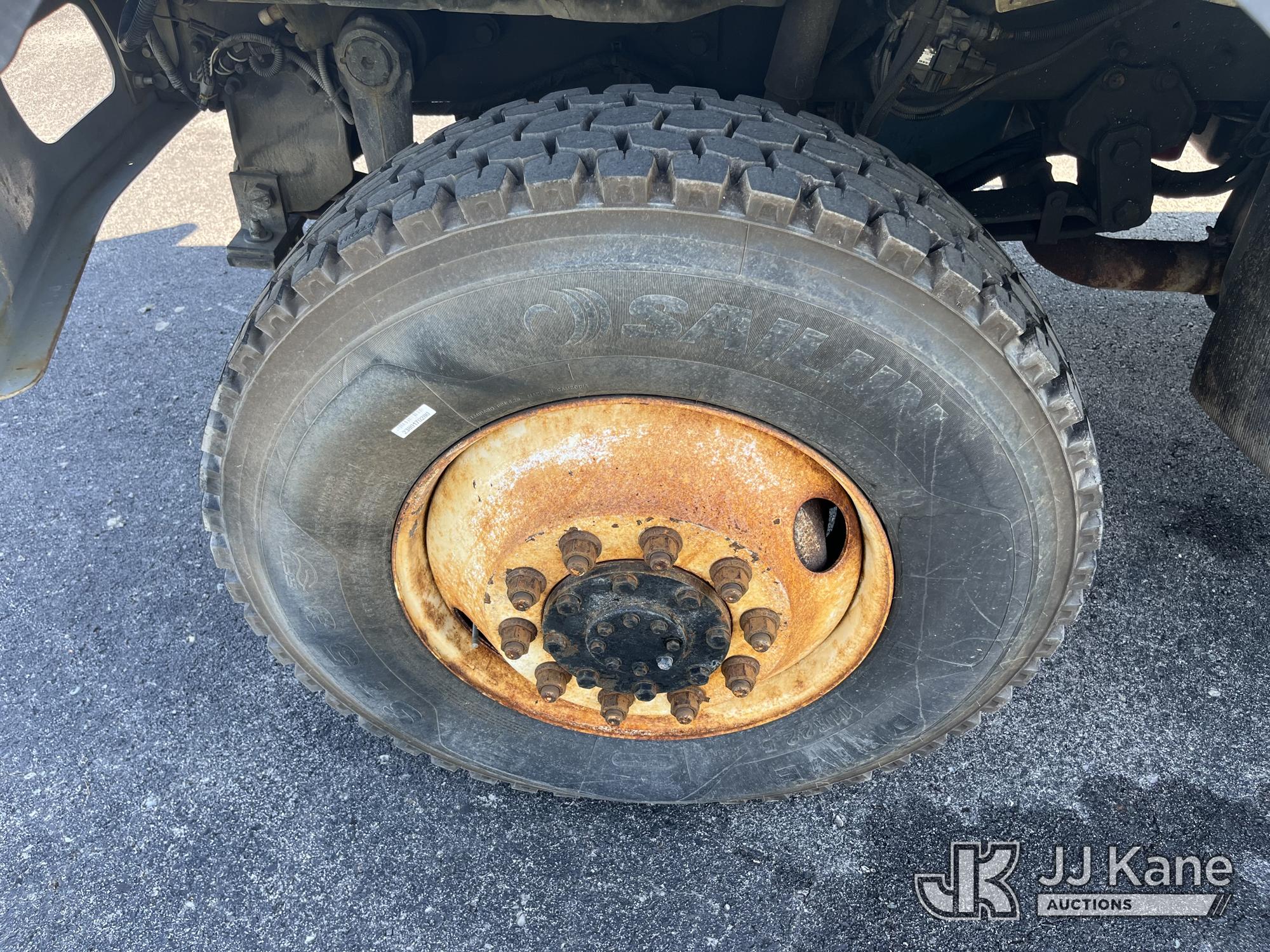 2004 International 7300