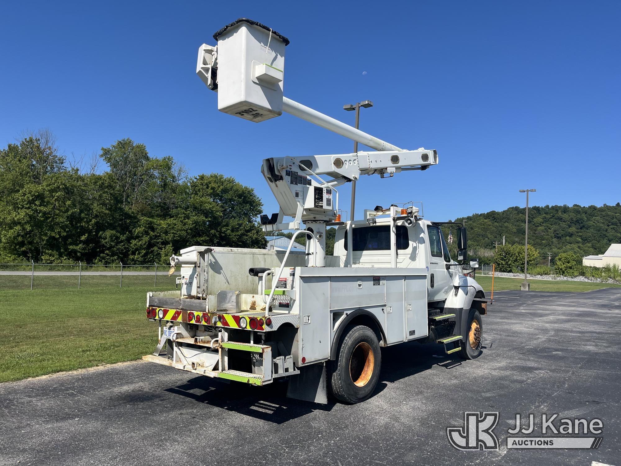 2007 International 7300 4x4