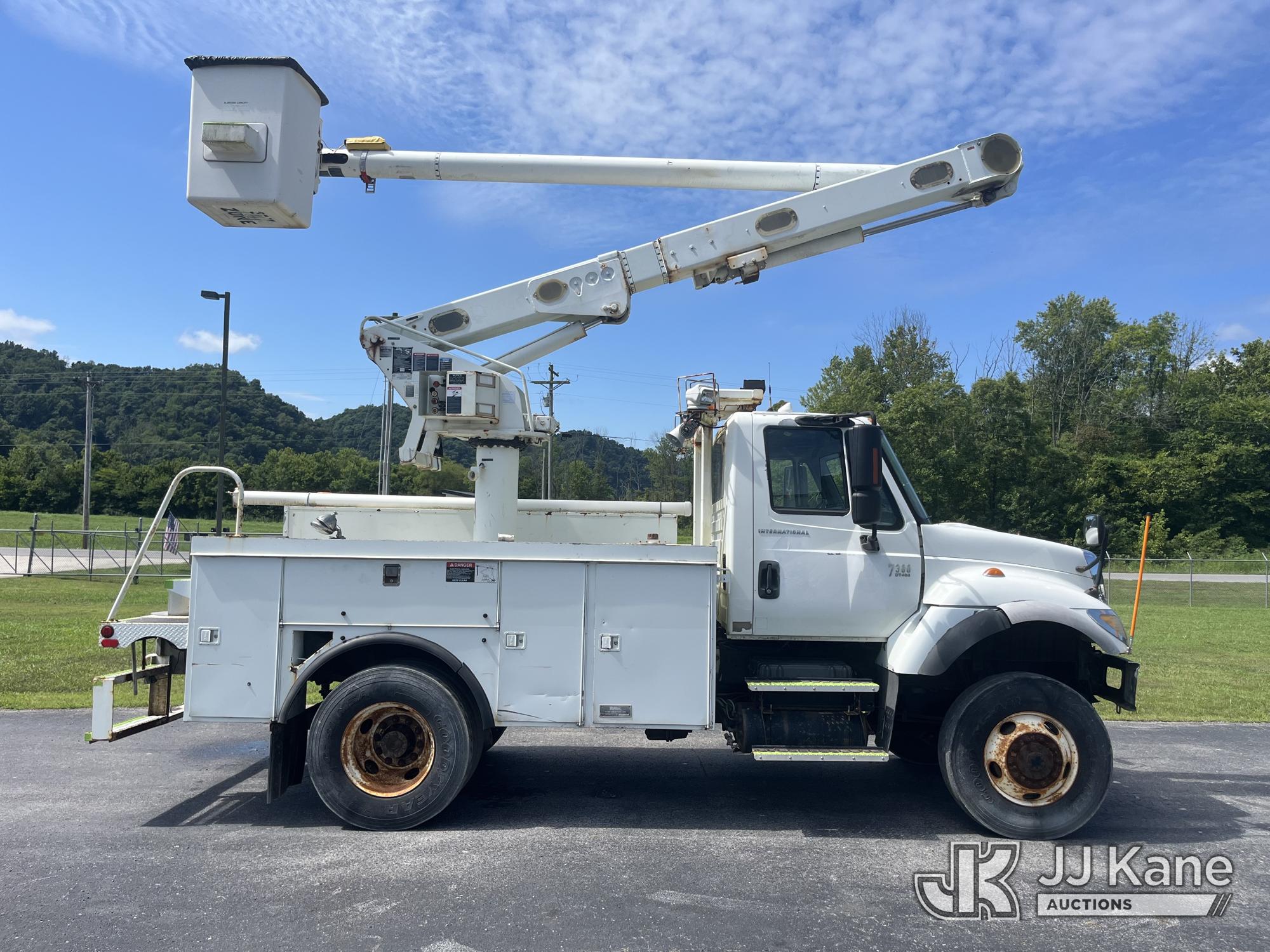 2004 International 7300