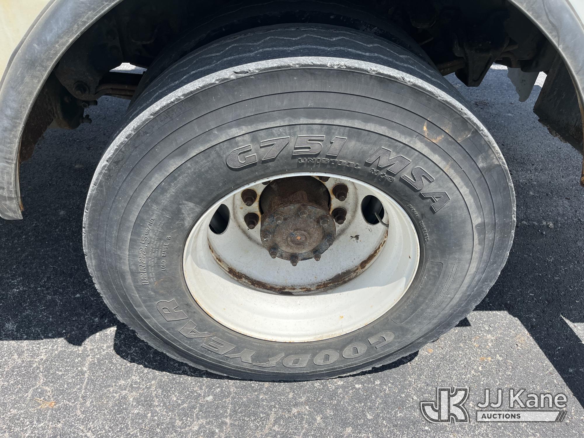 2016 Freightliner M2 106