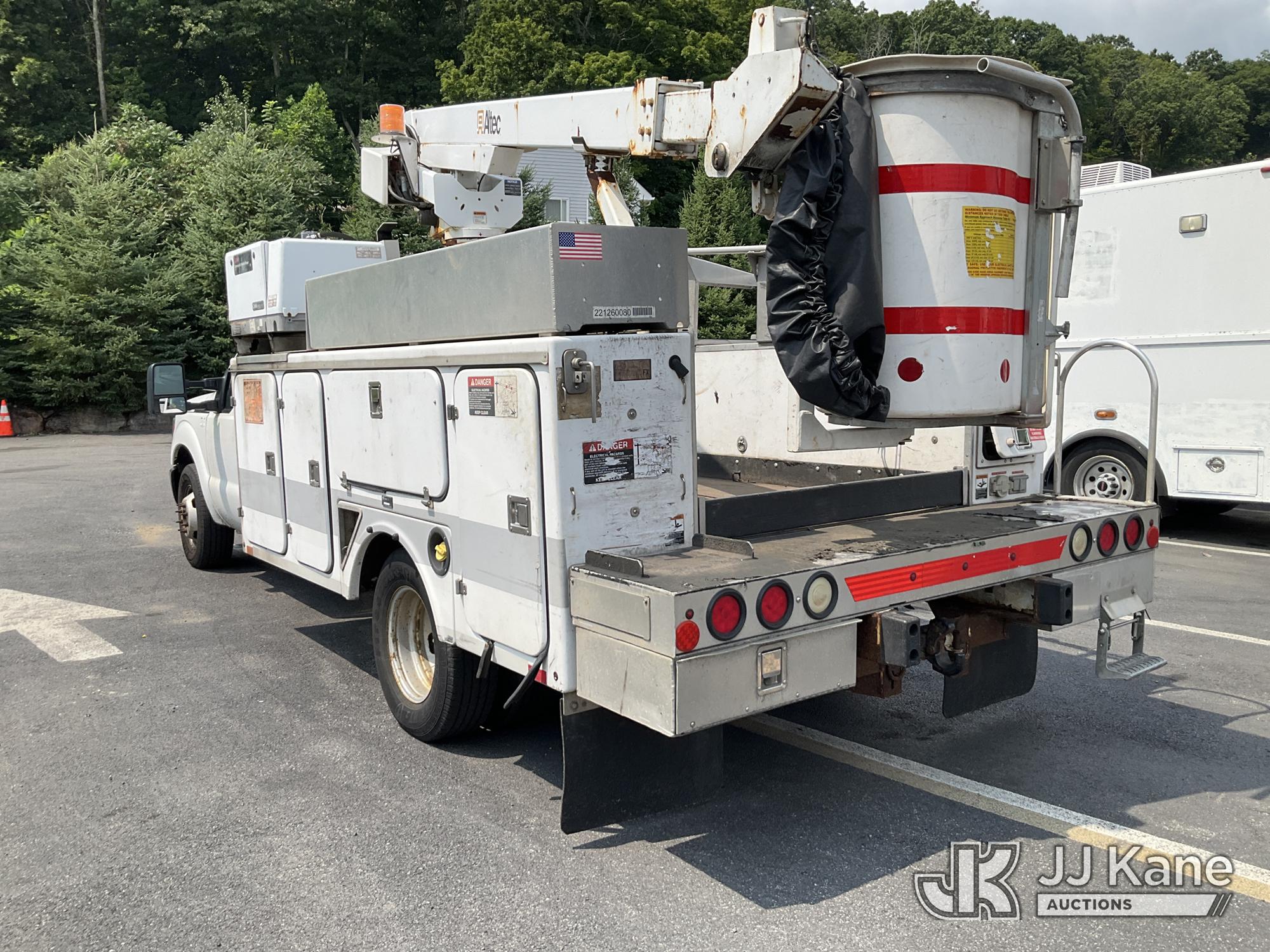 2012 Ford F350 2WD