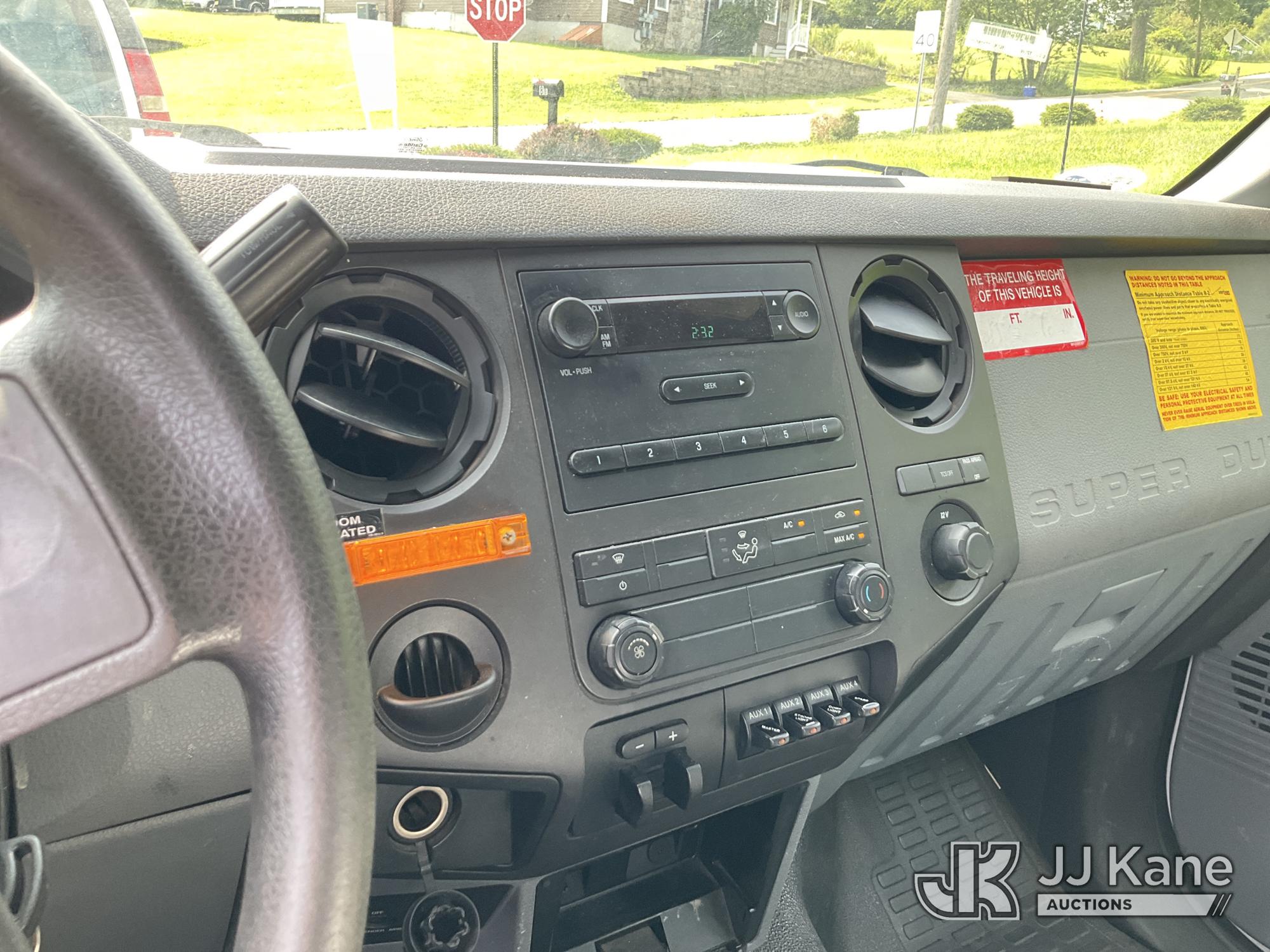 2012 Ford F350 2WD