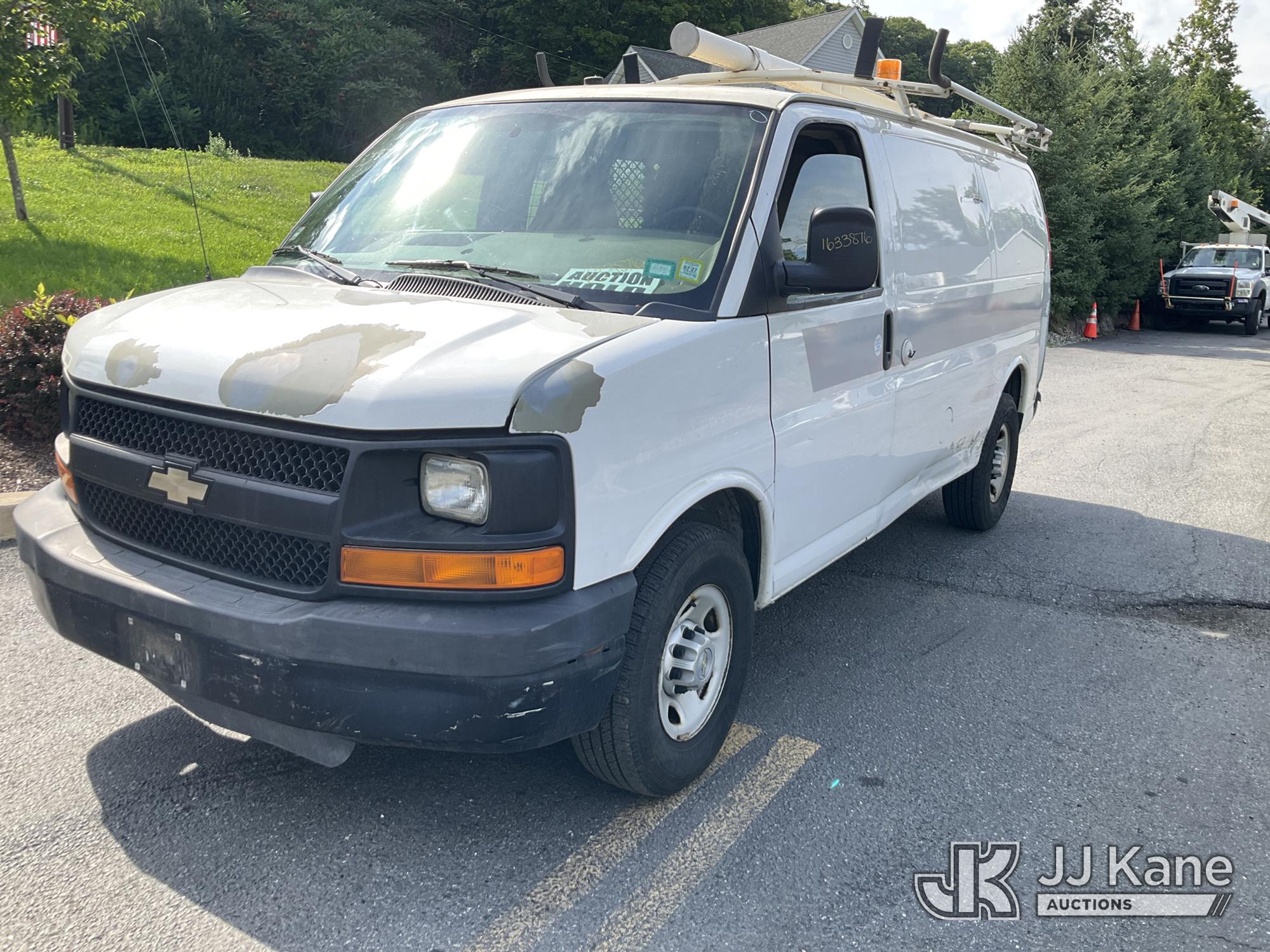 Photo of 2011 Chevrolet Express G2500