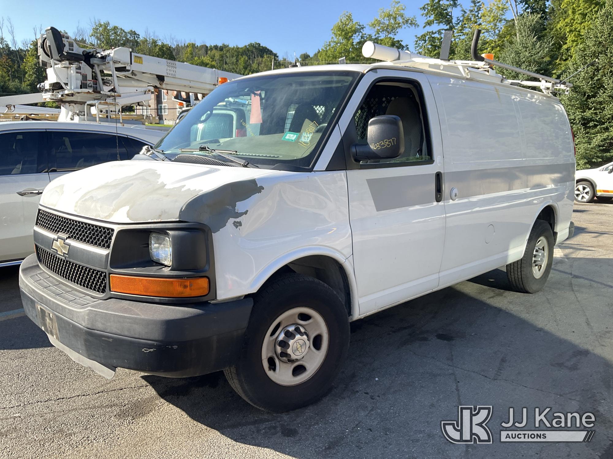 Photo of 2011 Chevrolet Express G2500