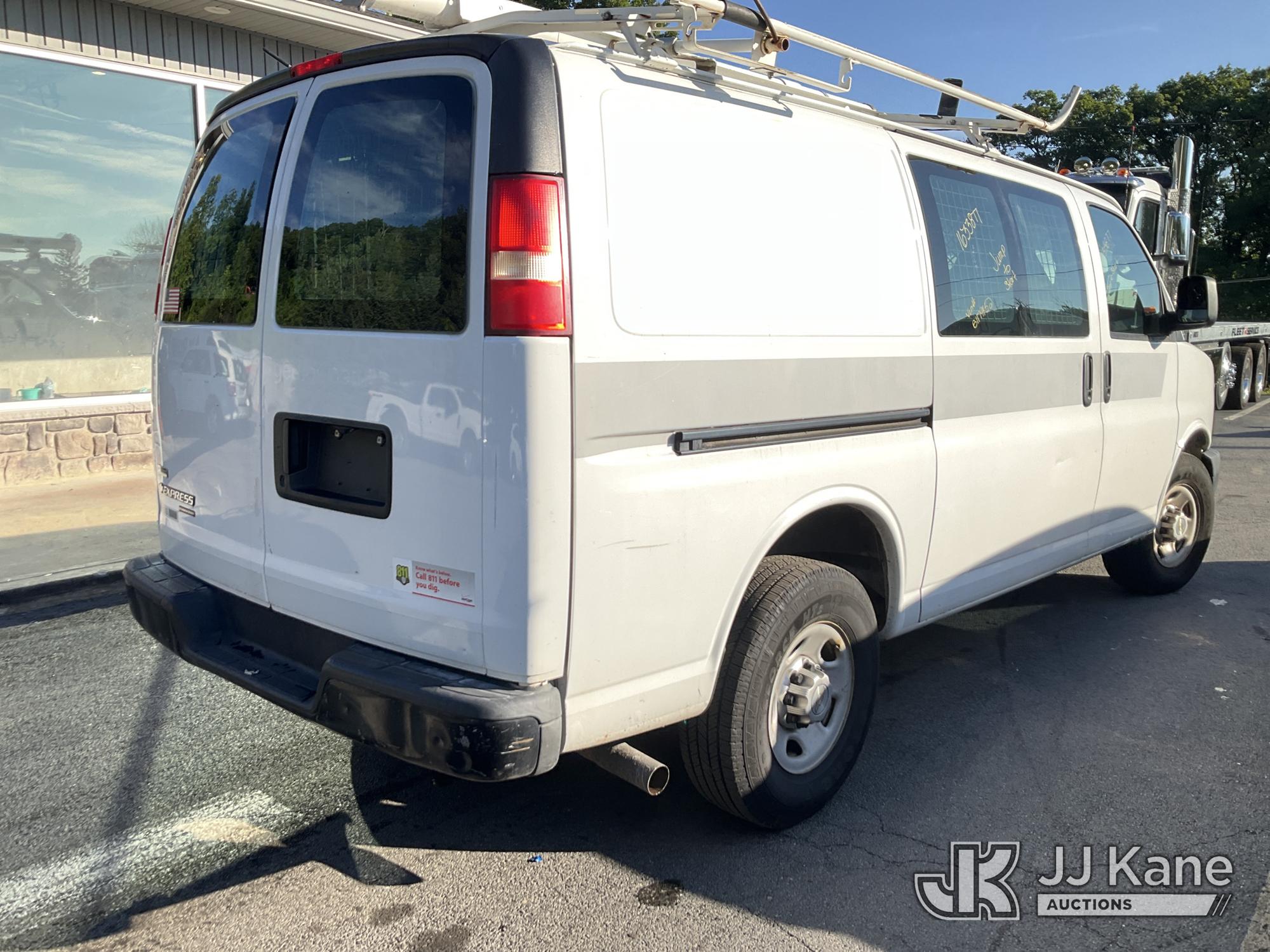2011 Chevrolet EXPRESS G2500