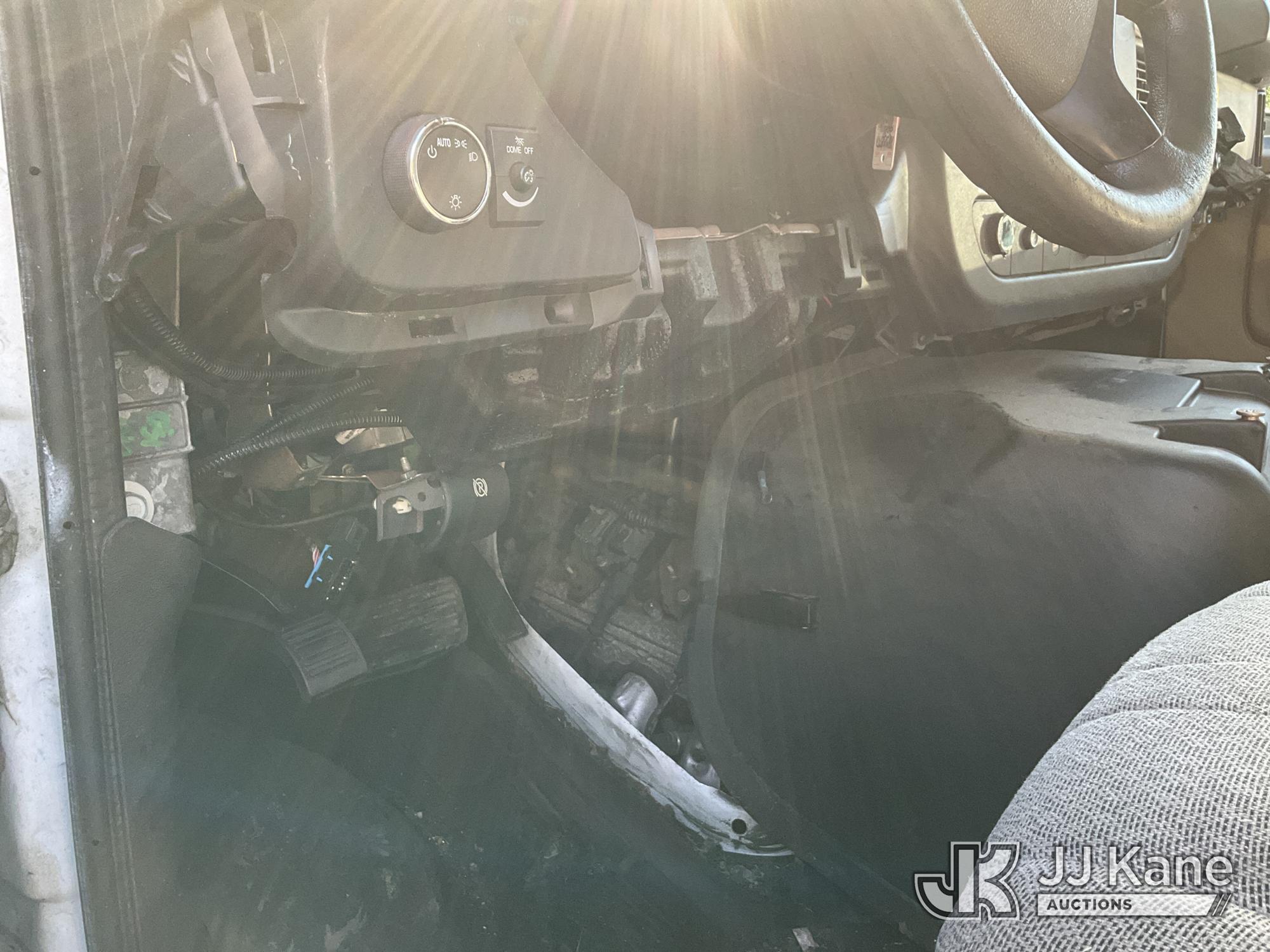 2011 Chevrolet EXPRESS G2500