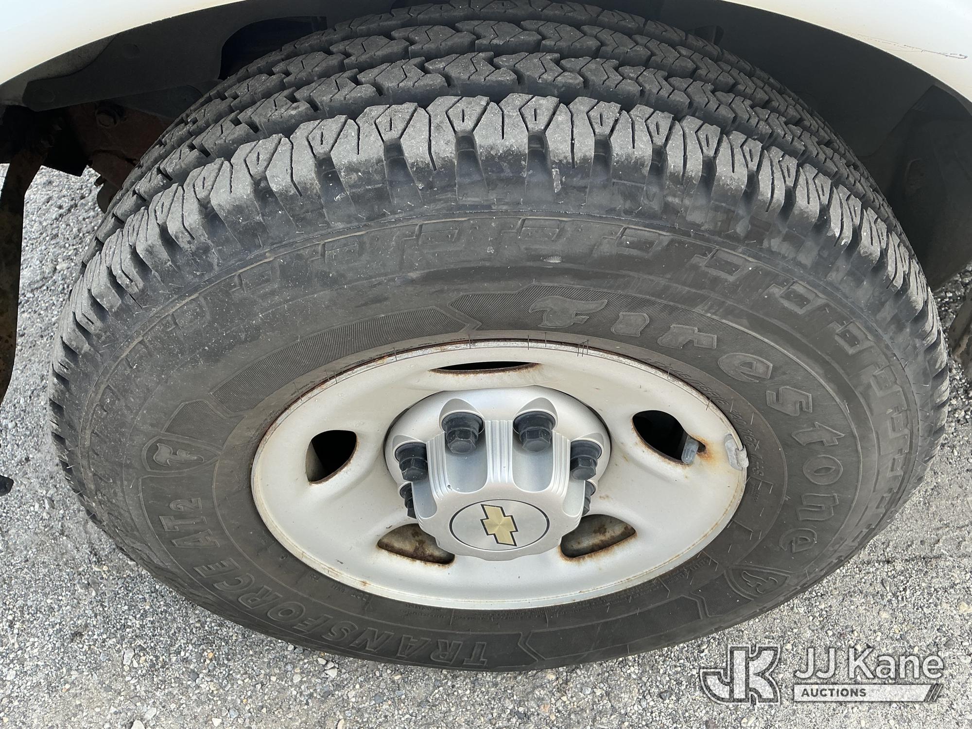 2011 Chevrolet EXPRESS 2500