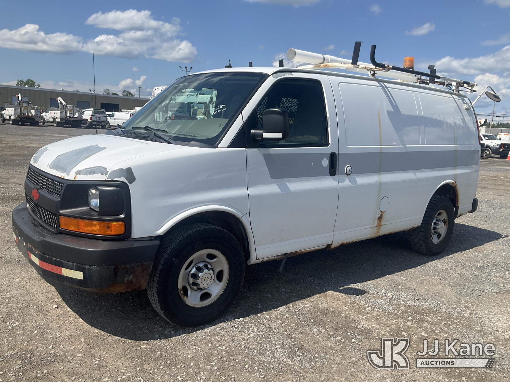 Photo of 2011 Chevrolet Express G2500