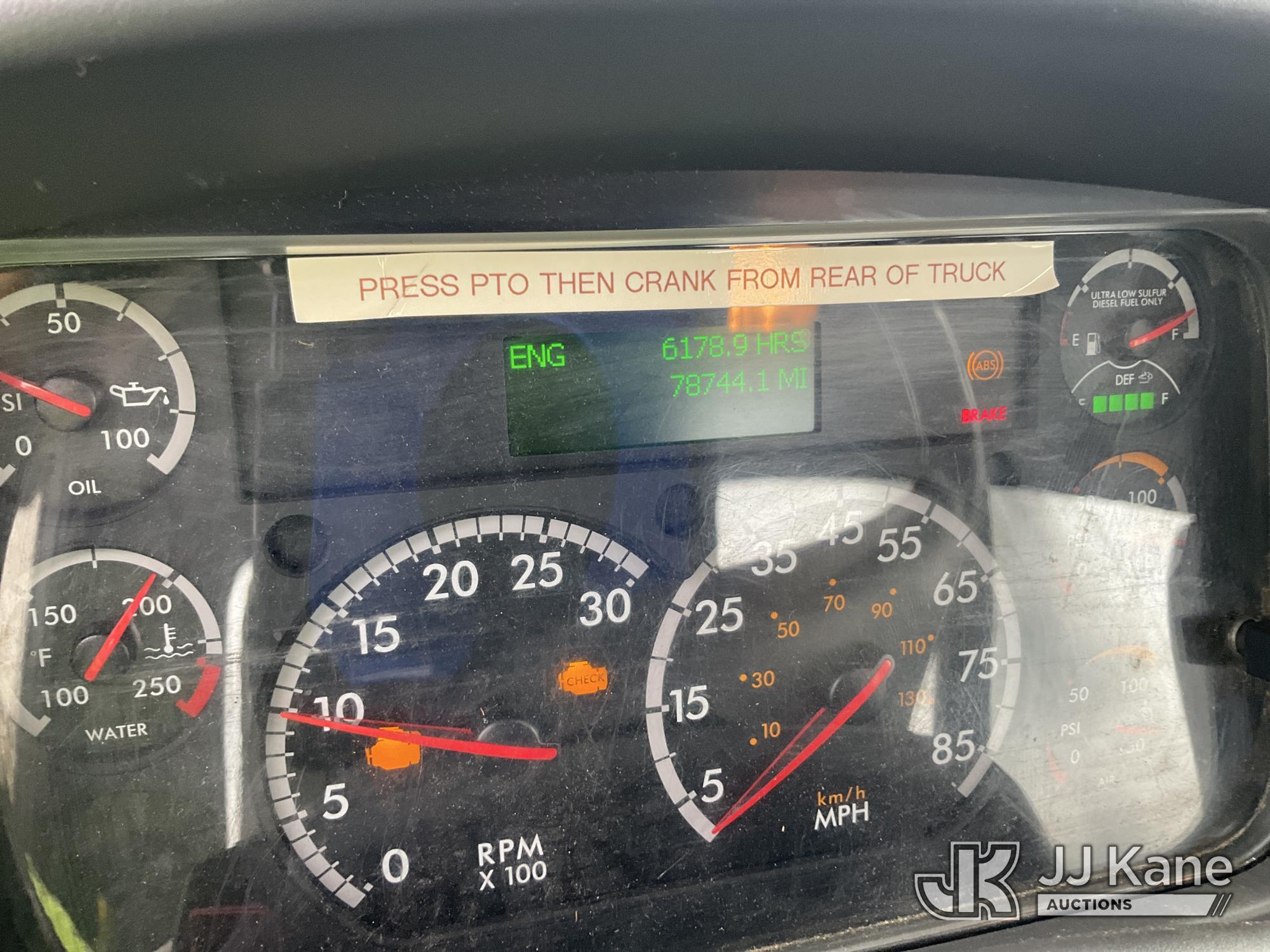 2018 Freightliner M2 106
