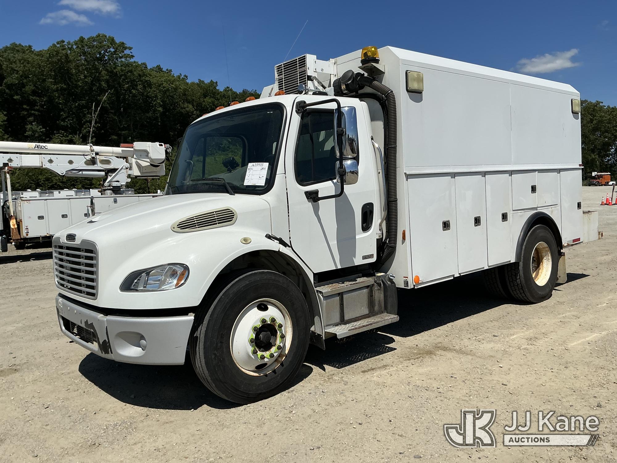 2011 Freightliner M2 106