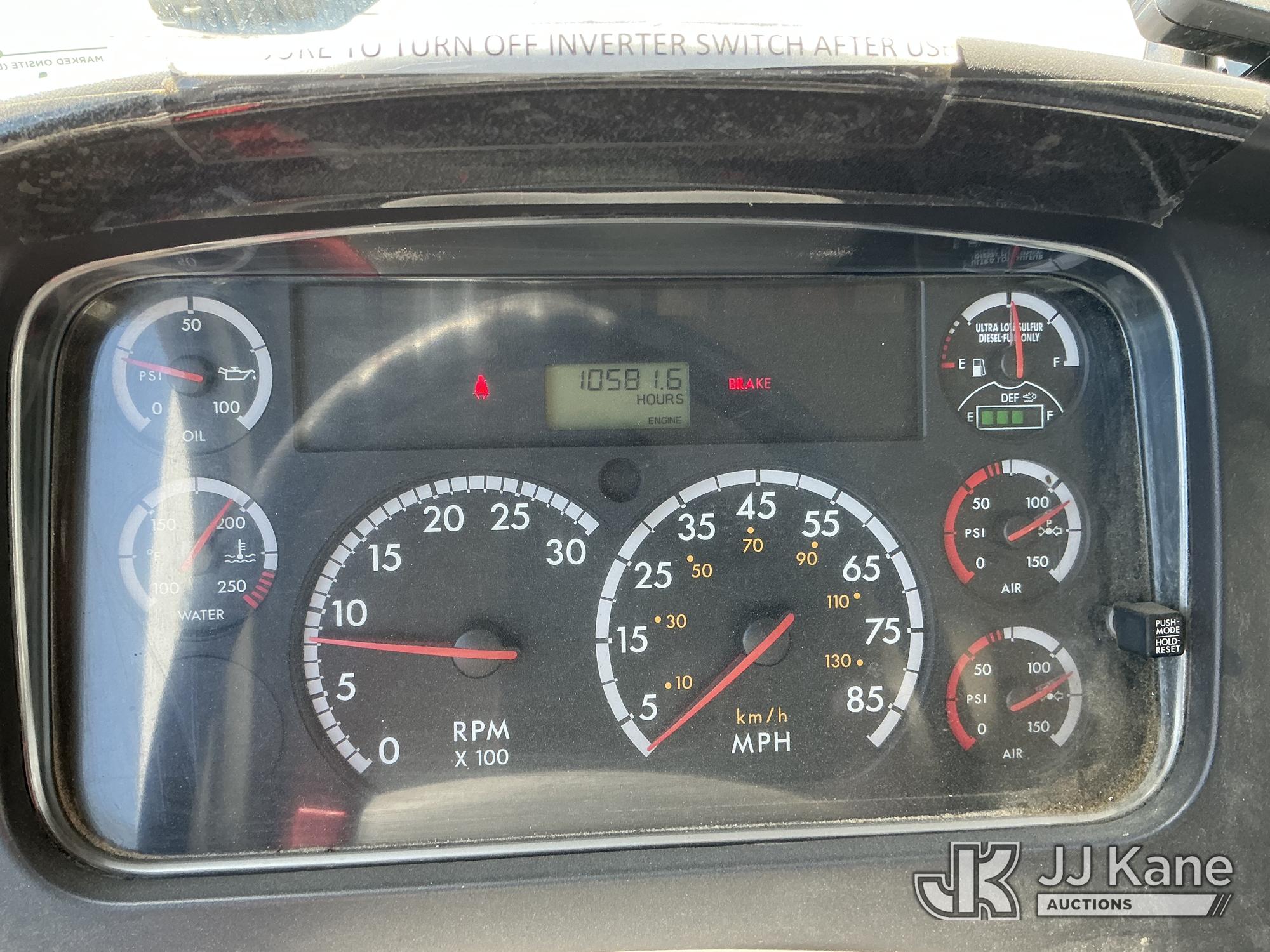 2011 Freightliner M2 106