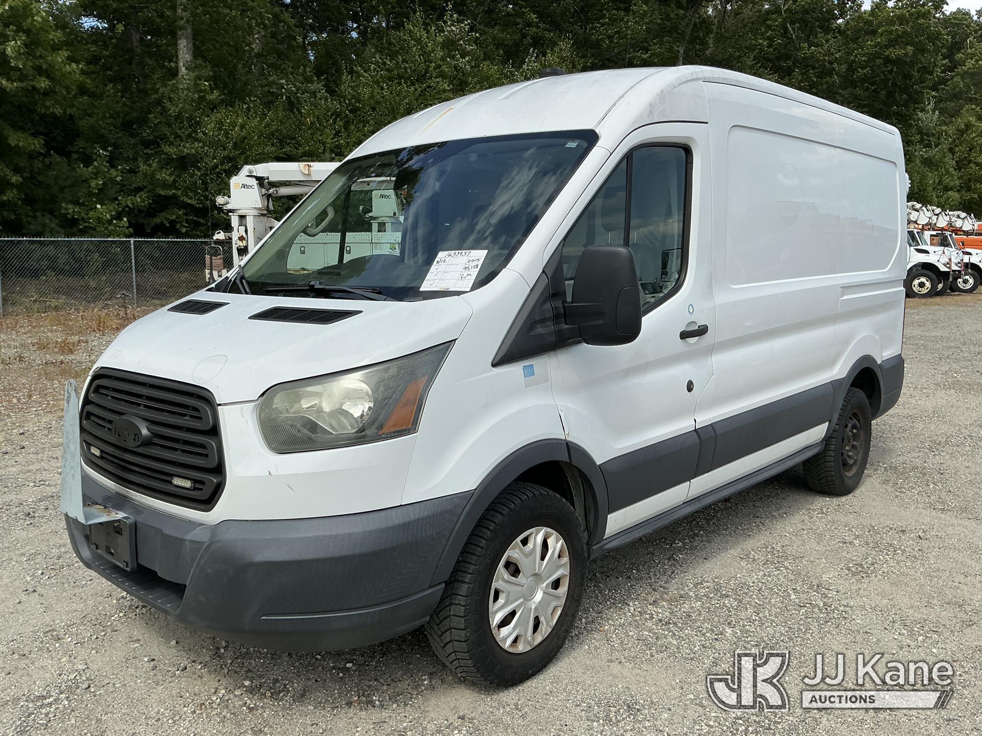 Photo of 2015 Ford Transit-250