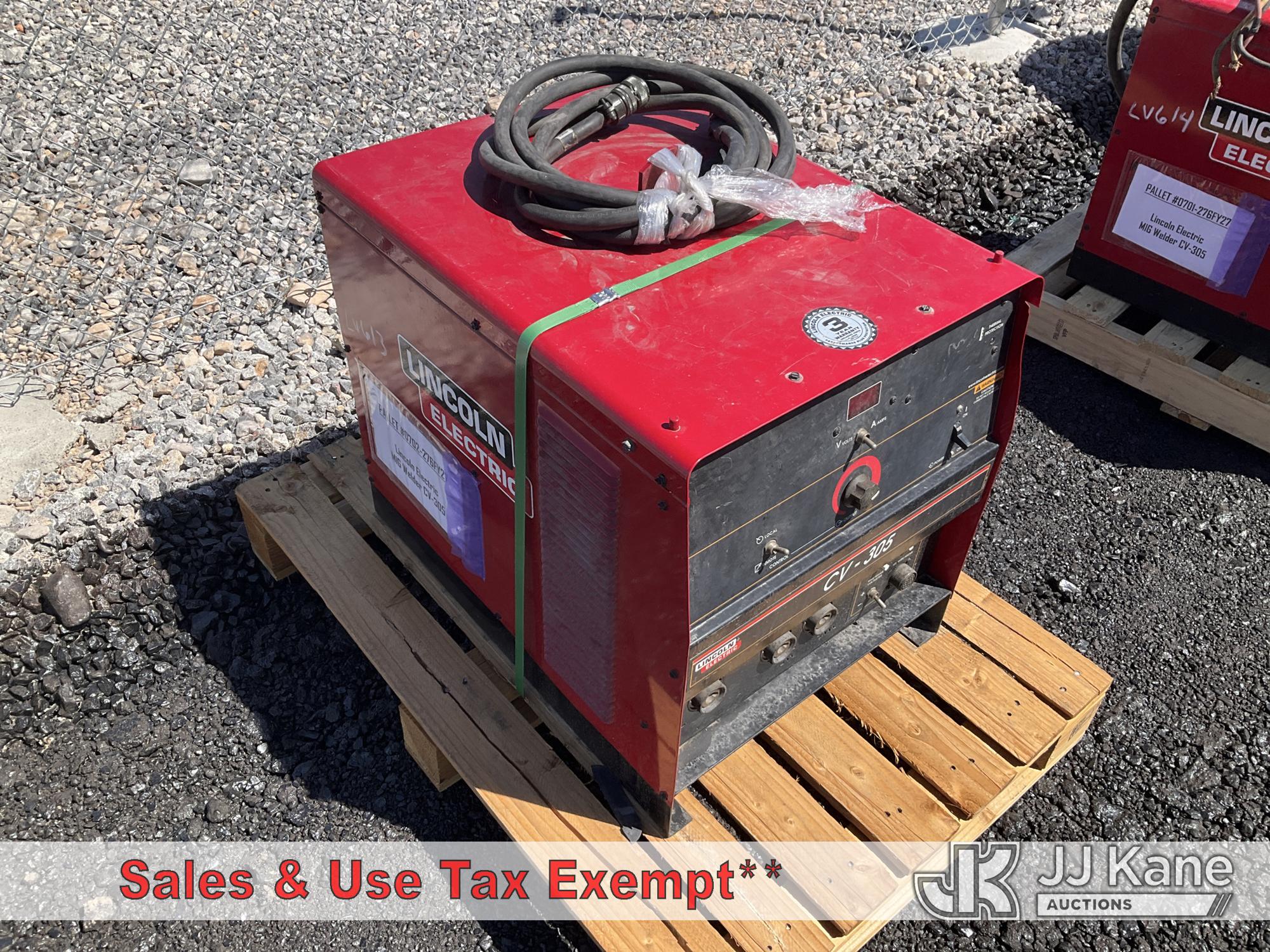 Lincoln Electric Mig Welder CV-305 (Condition Unknown) NOTE: This unit is being sold AS IS/WHERE IS via Timed Auction and is located in Las Vegas
