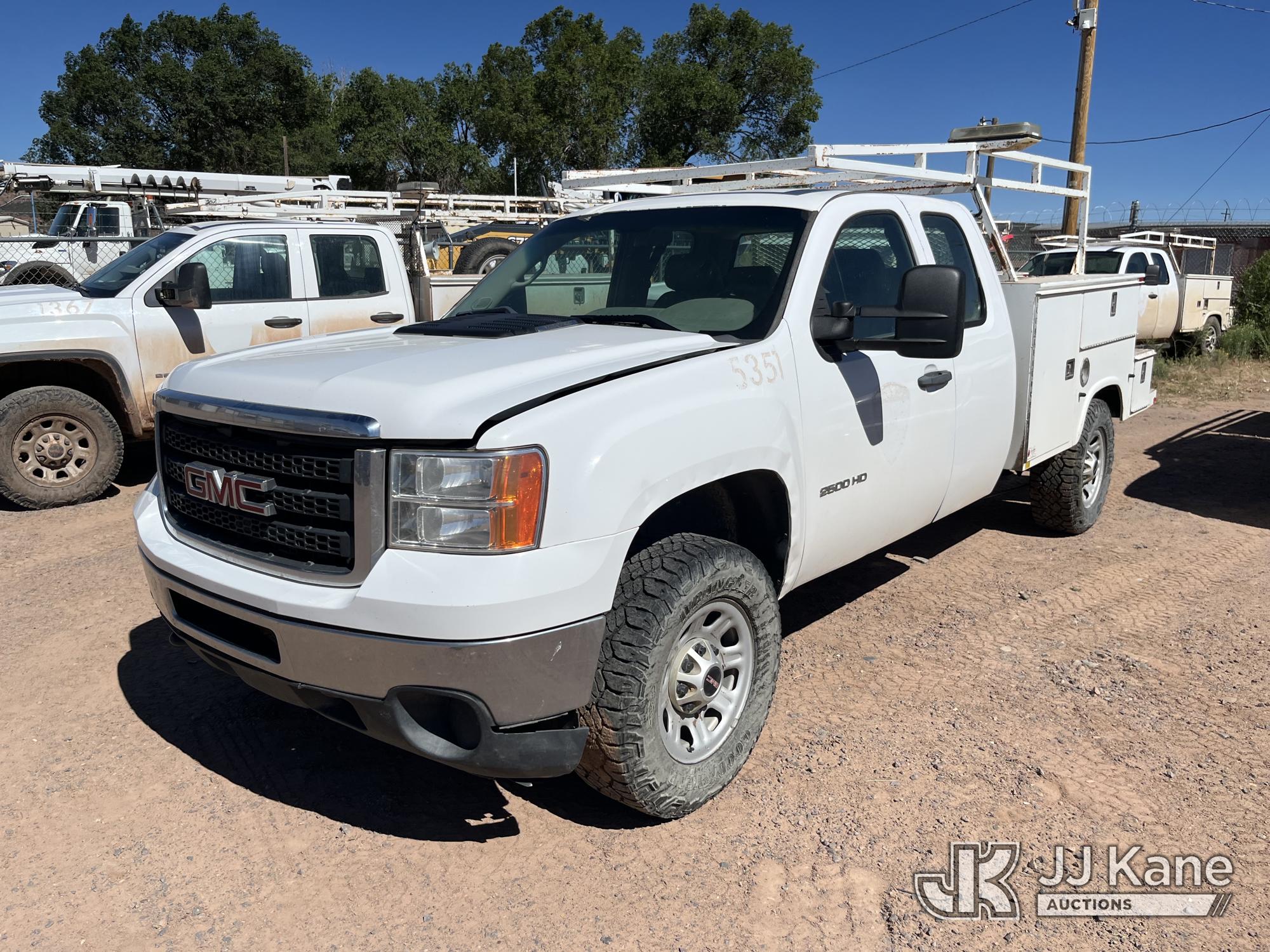 Photo of a 2013 GMC Sierra 2500HD 4x4