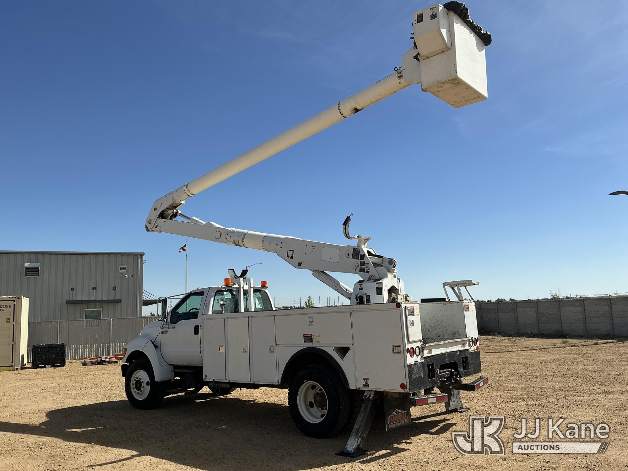 2000 Ford F-750