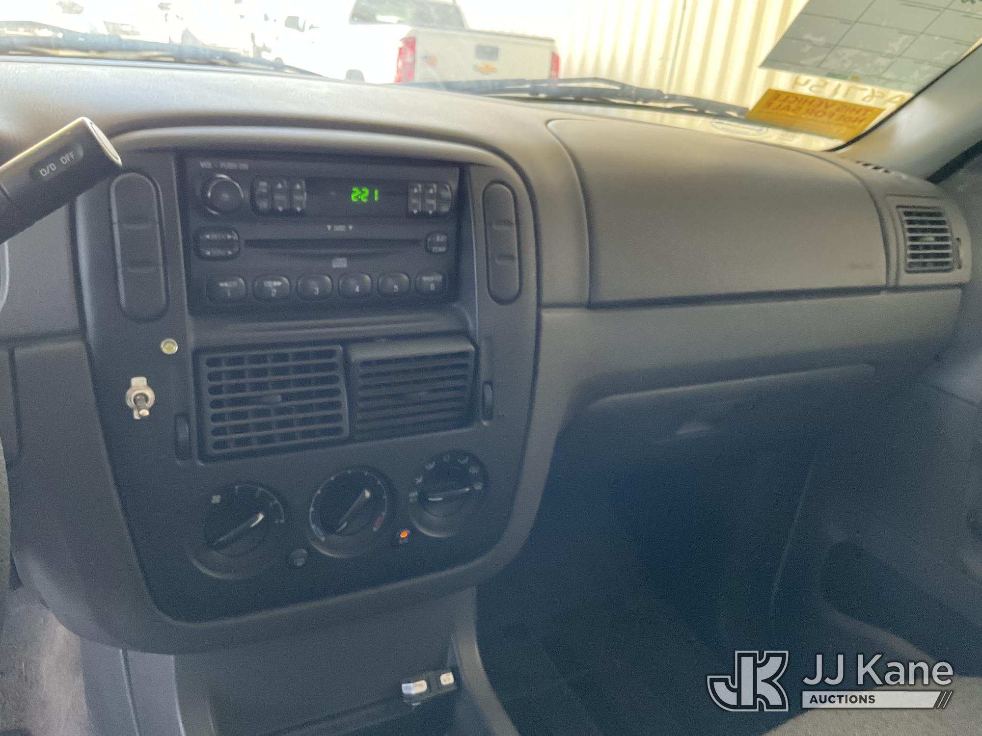2004 Ford EXPLORER
