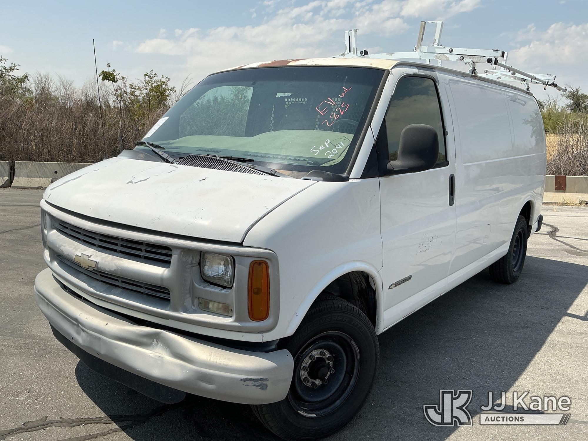Photo of 2001 Chevrolet Express G2500