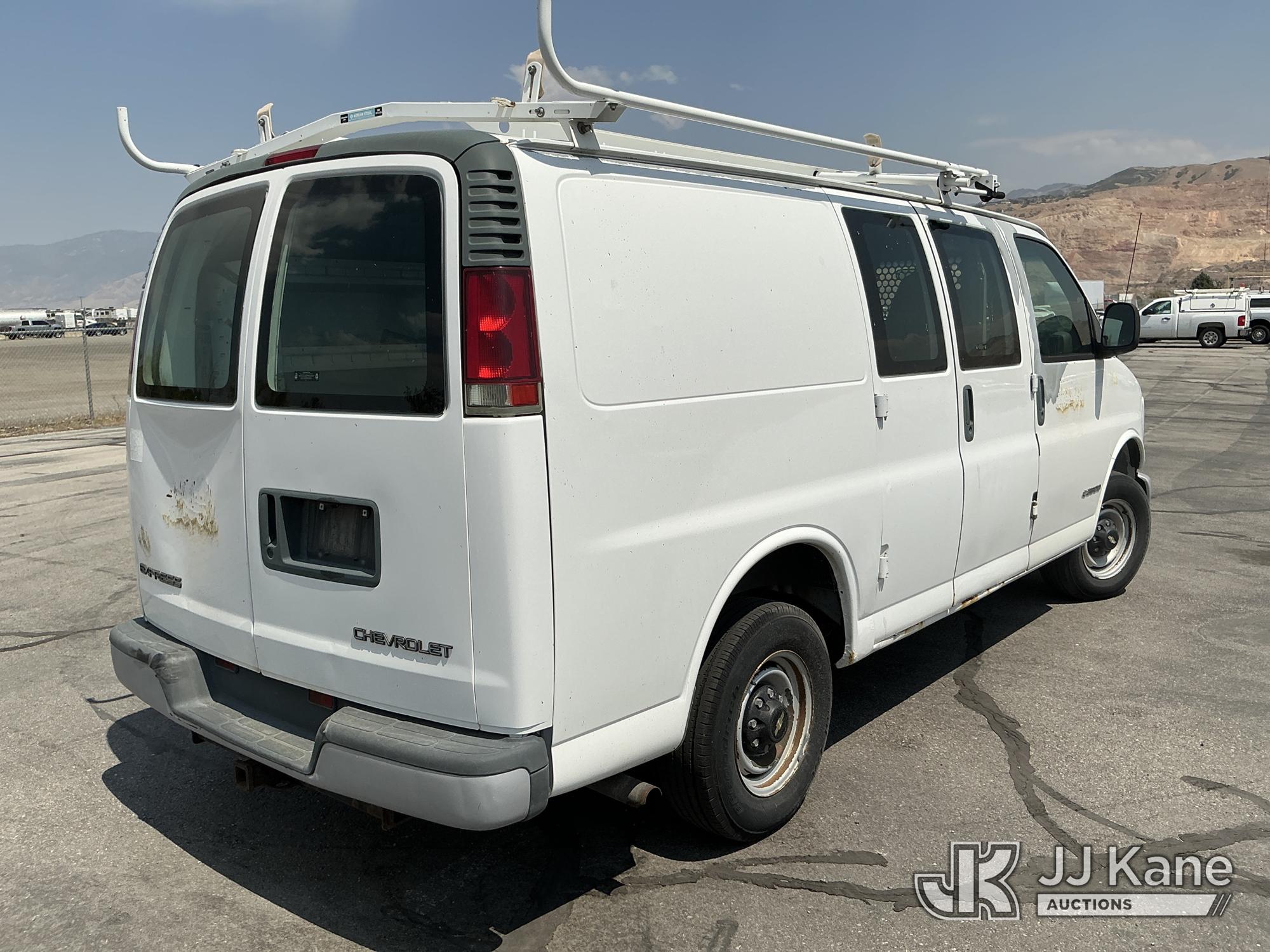 2002 Chevrolet EXPRESS G2500